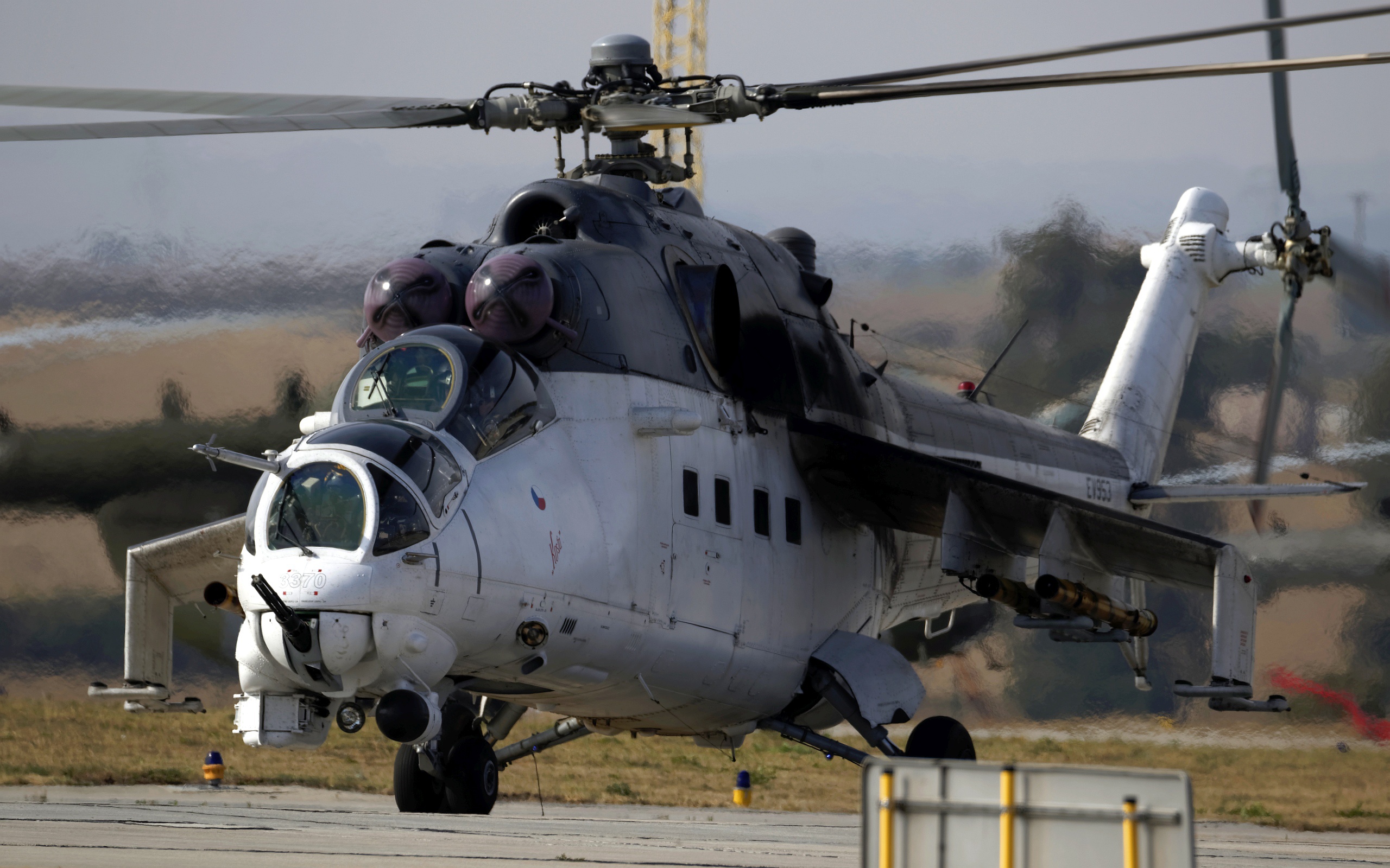 Aircraft Attack Helicopter Helicopter Mil Mi 24 2560x1600