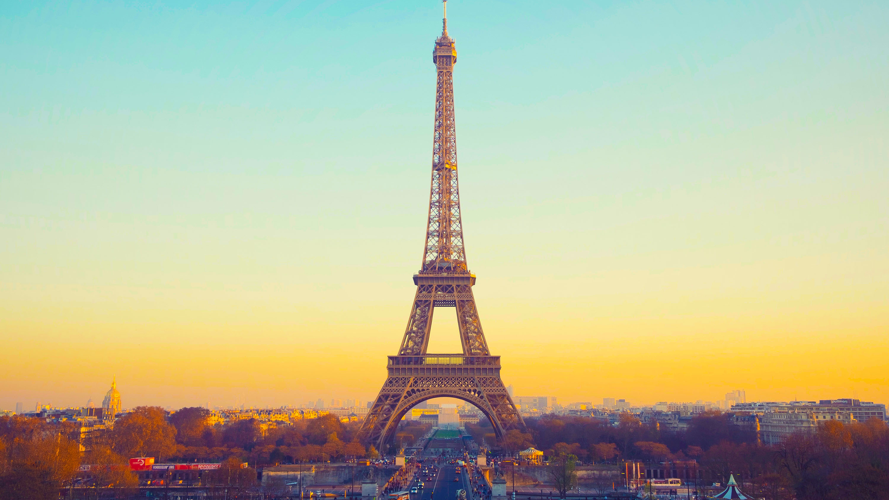 Eiffel Tower Paris 3000x1688