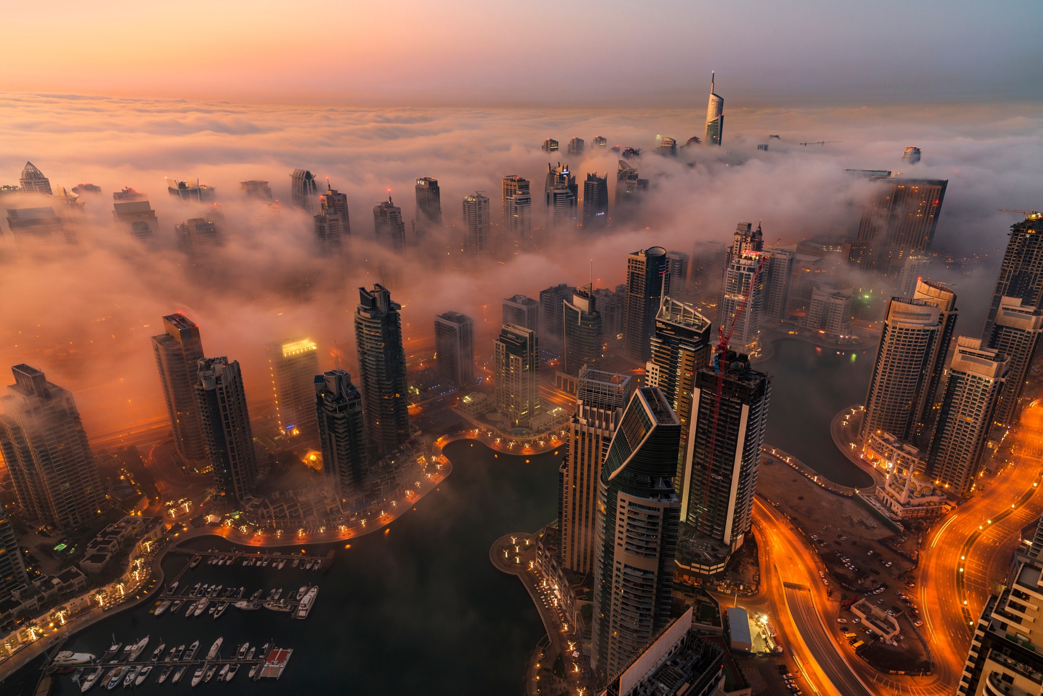 Aerial Building City Dubai Evening Fog Light Skyscraper United Arab Emirates 2048x1367