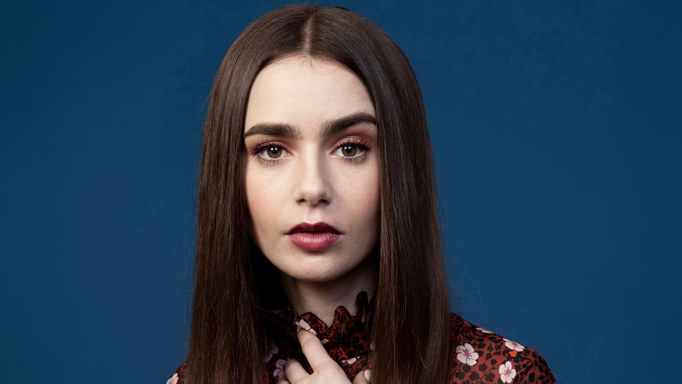 Actress Brown Eyes Brunette English Face Lily Collins Lipstick Model 2300x1294