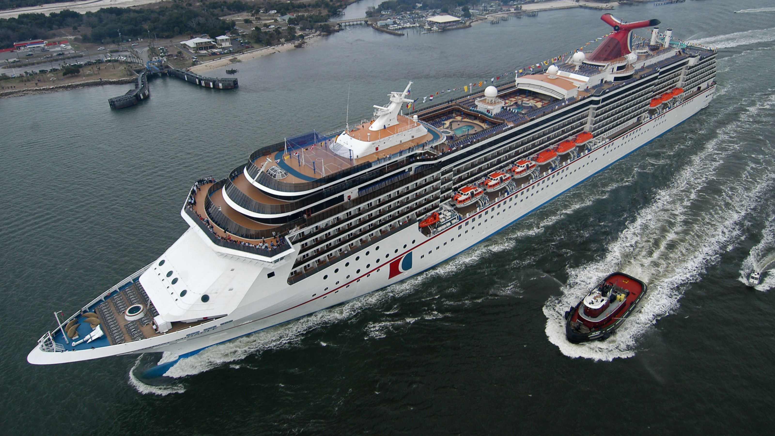 Carnival Miracle Cruise Ship 3200x1800
