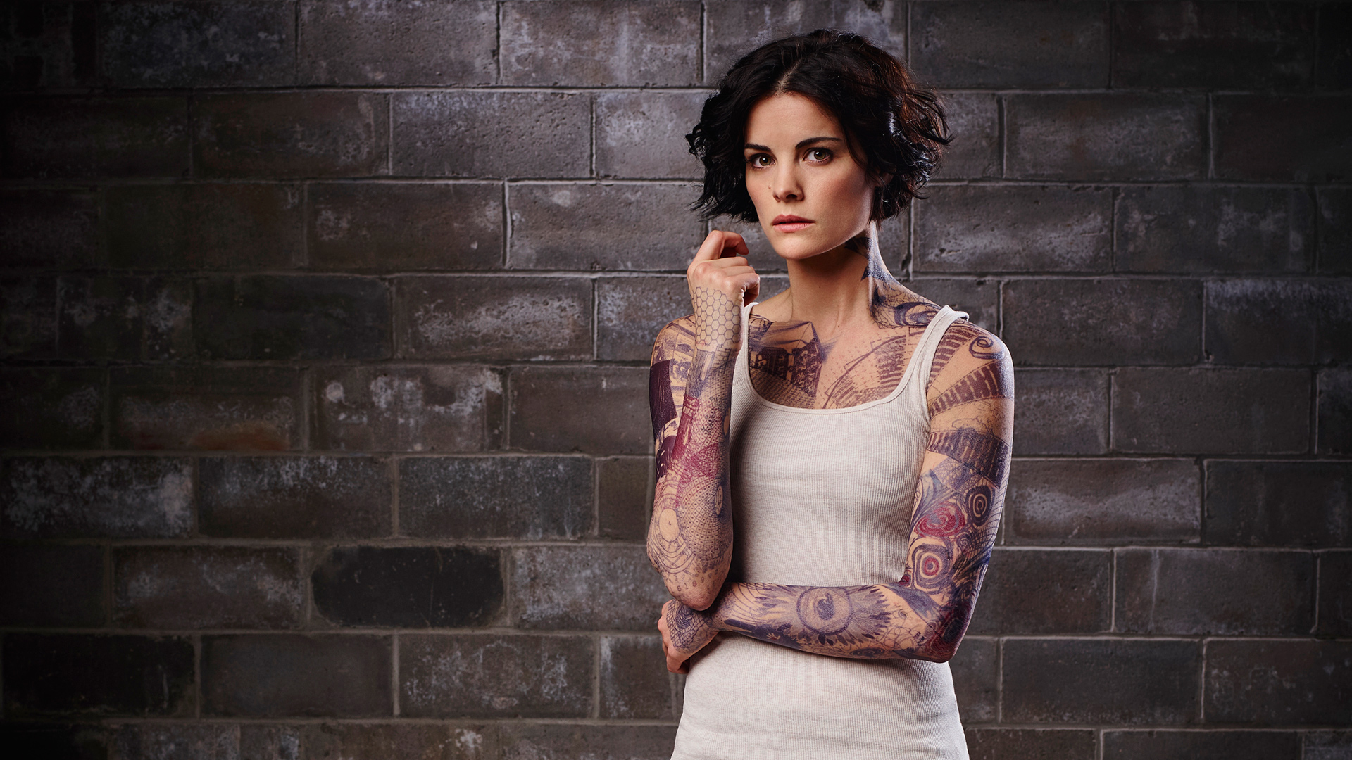 Blindspot Brunette Jaimie Alexander Short Hair Tattoo Woman 1920x1080