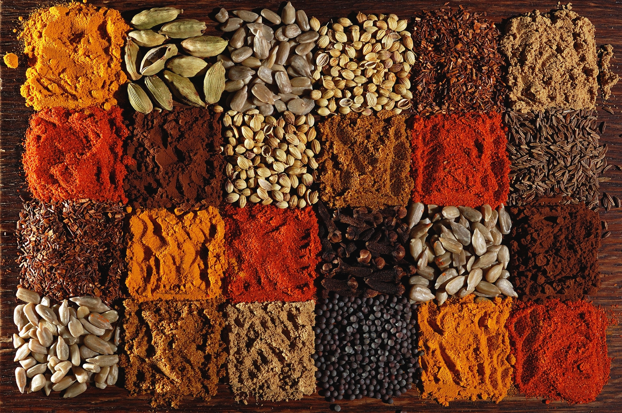 Colors Spices Square 2048x1362