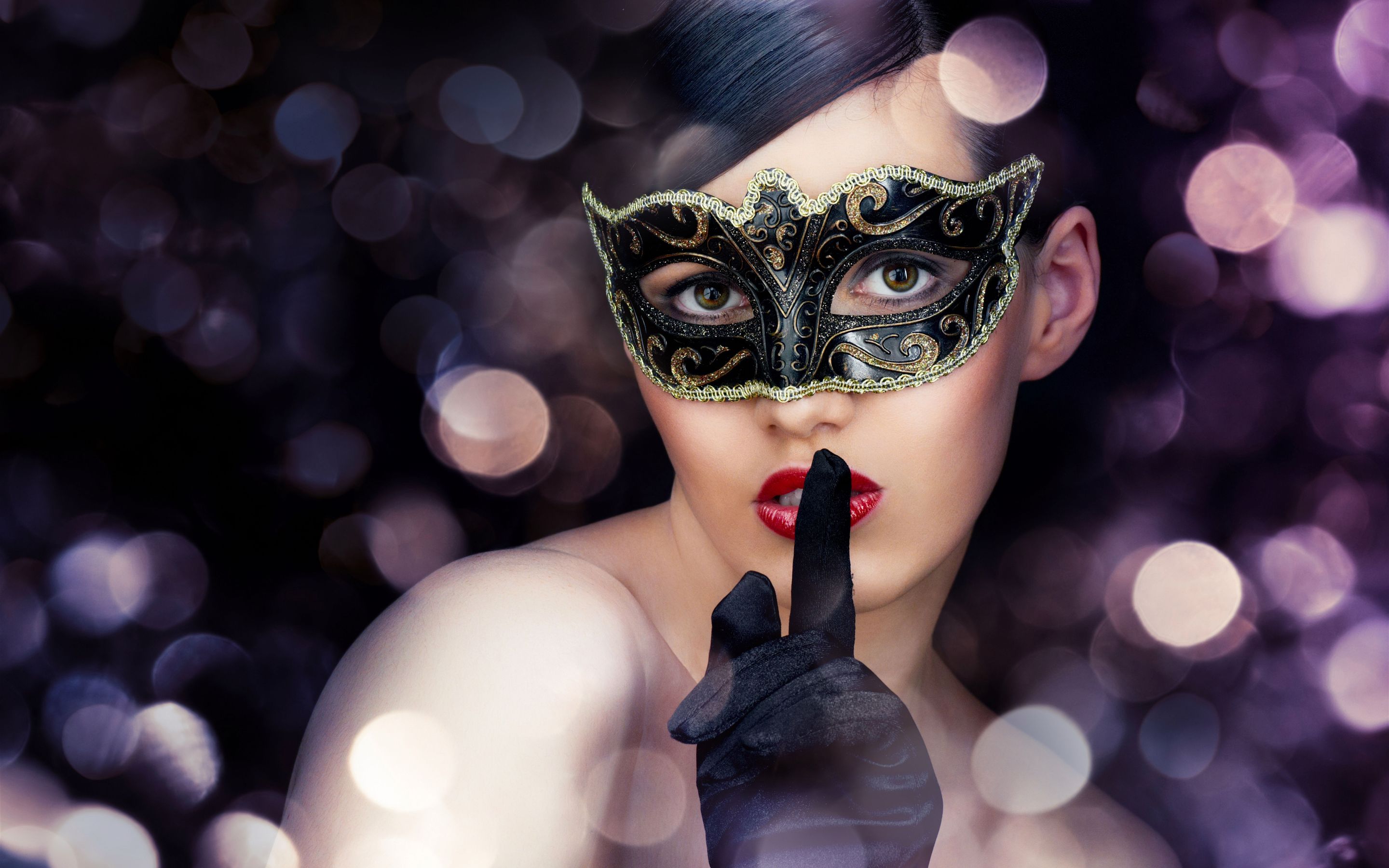 Face Fashion Mask Masquerade Model Sensual Style 2880x1800