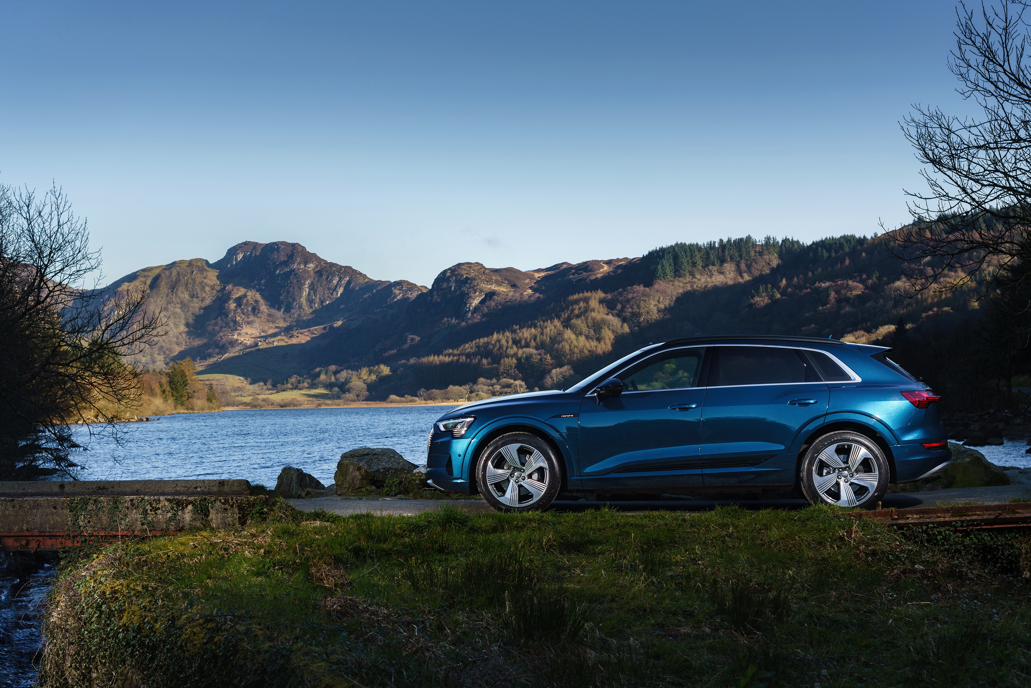 Audi Audi Q7 Blue Car Car Luxury Car Suv Vehicle 3500x2335