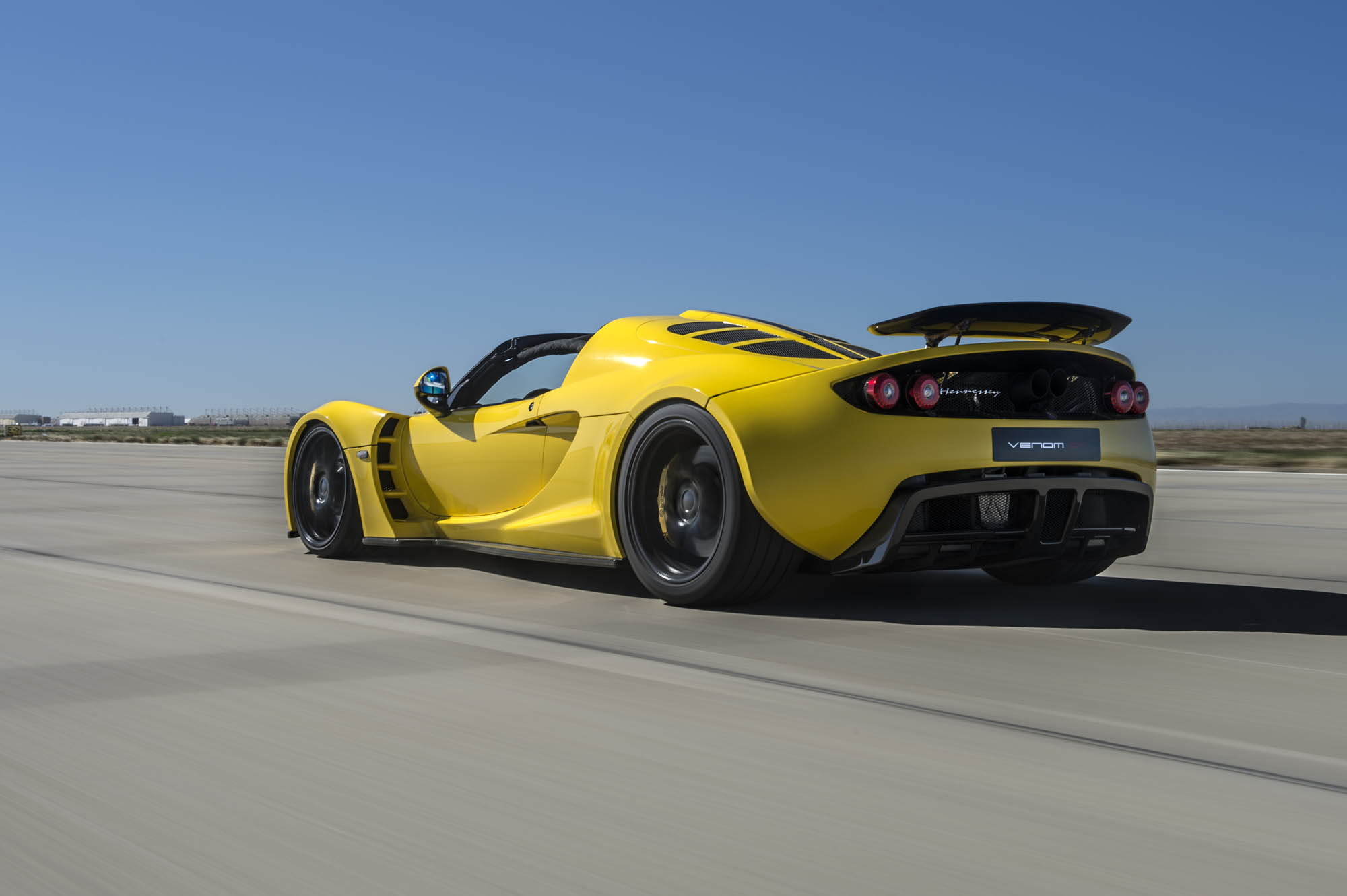 Car Hennessey Venom Gt Supercar Vehicle 2000x1331