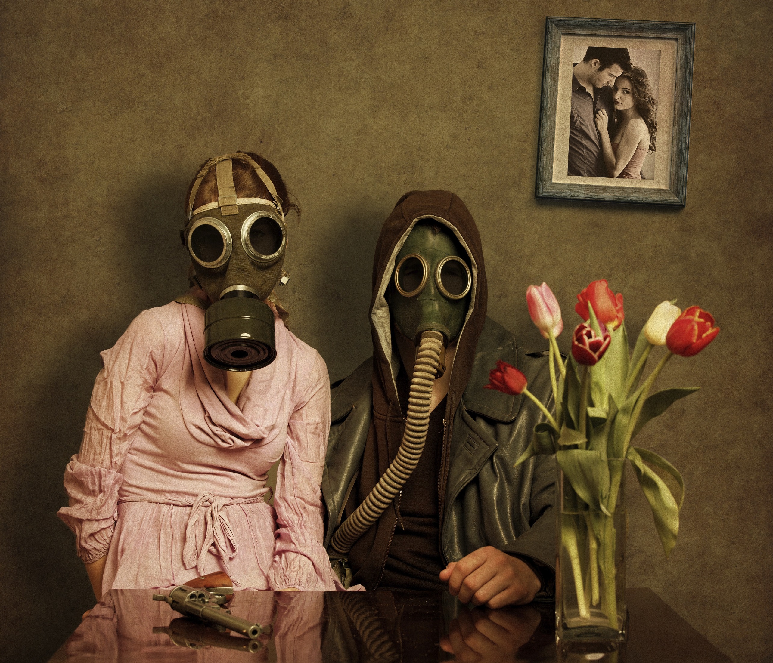 Apocalyptic Gas Mask Mask People 2568x2204