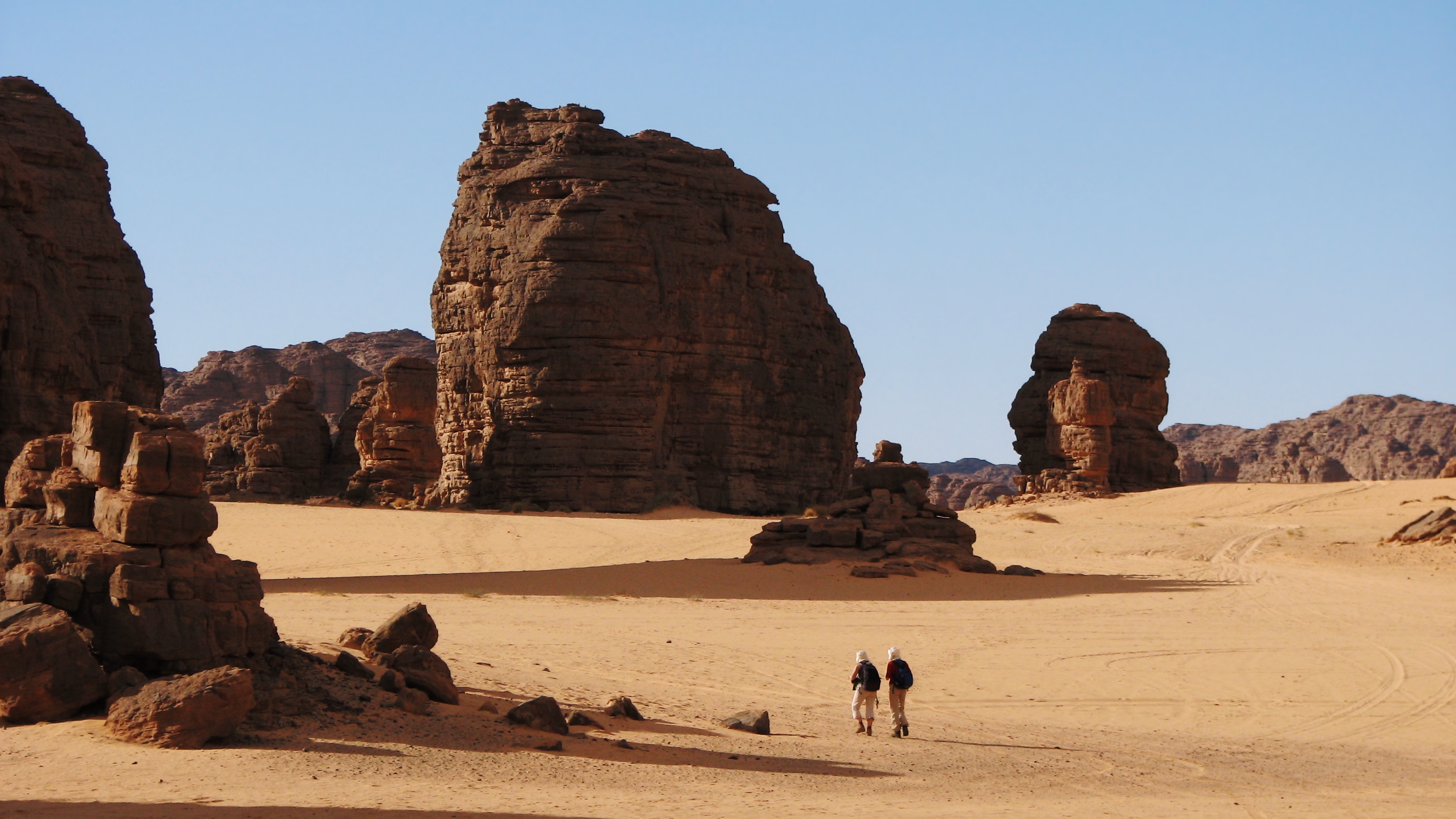 Africa Algeria Desert Landscape Rock Sahara Sand Tassili N 039 Ajjer 2816x1584