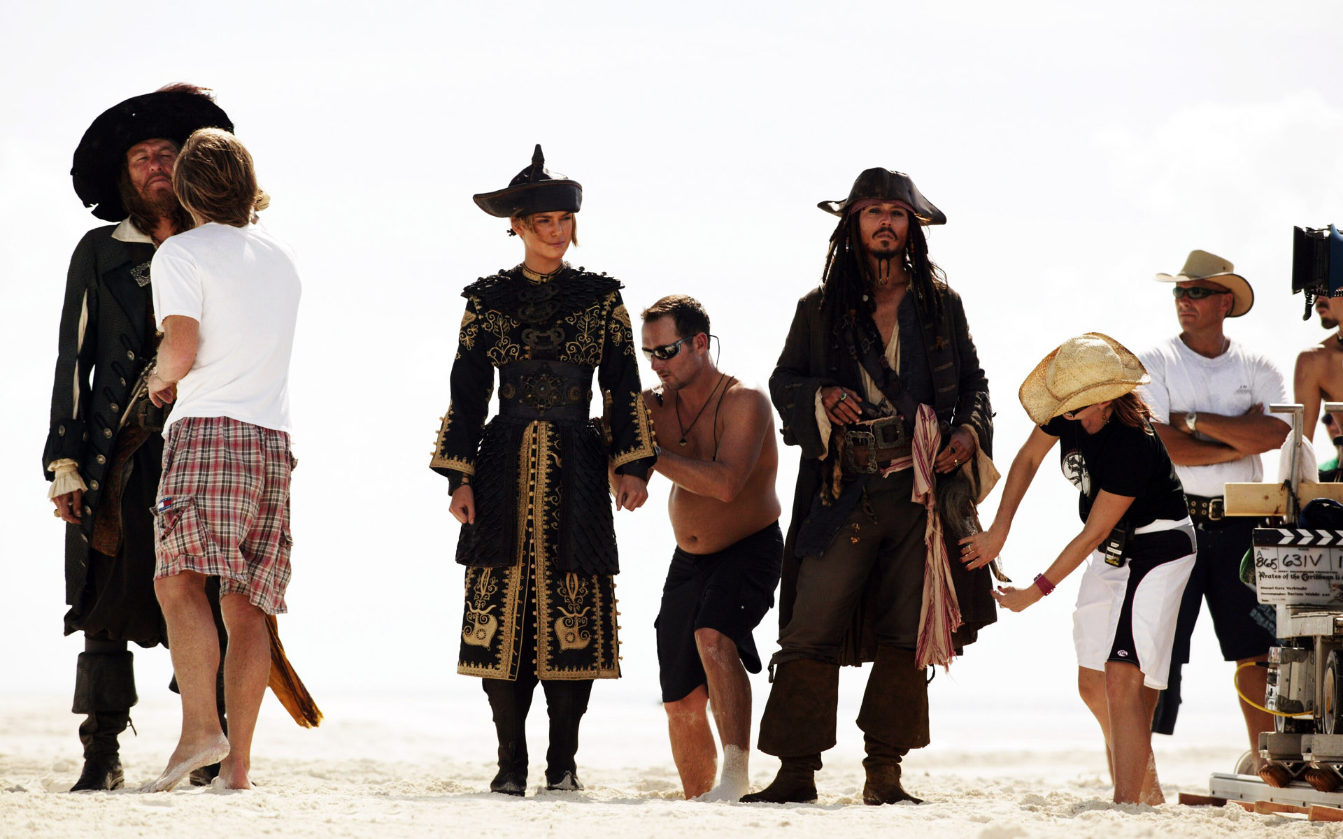Elizabeth Swann Geoffrey Rush Hector Barbossa Jack Sparrow Johnny Depp Keira Knightley 1920x1200