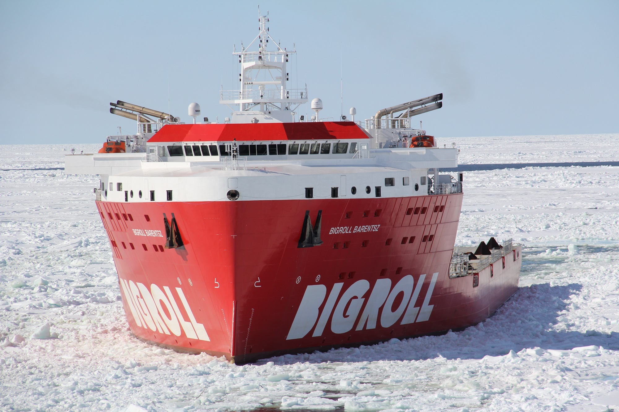 Arctic Bigroll Barentsz Ice Sea Ship 2000x1333