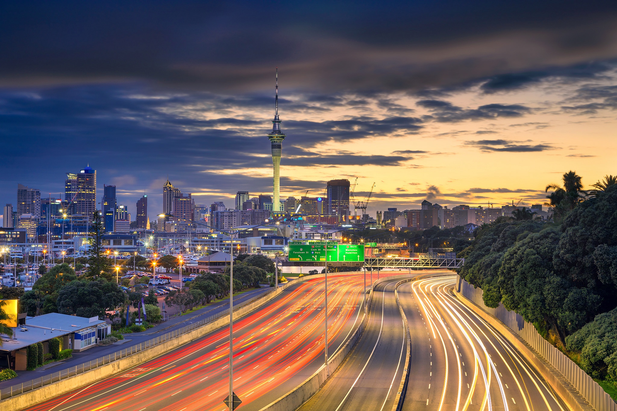 Auckland Building City Highway New Zealand Road Skyscraper Time Lapse 2048x1365