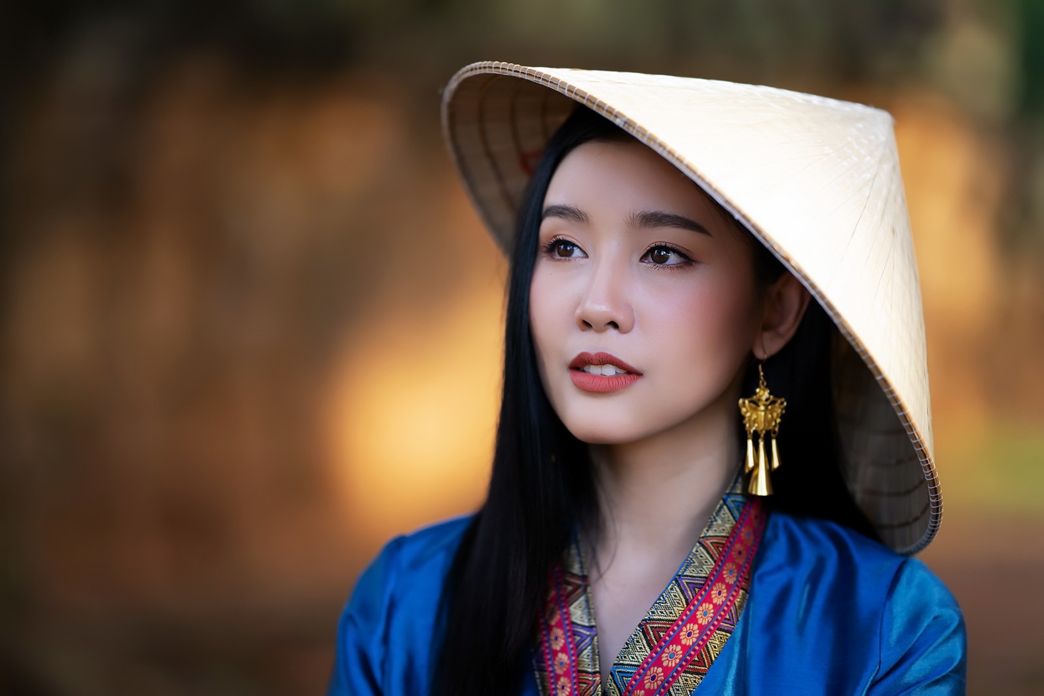 Asian Asian Conical Hat Black Hair Brown Eyes Earrings Girl Model Woman