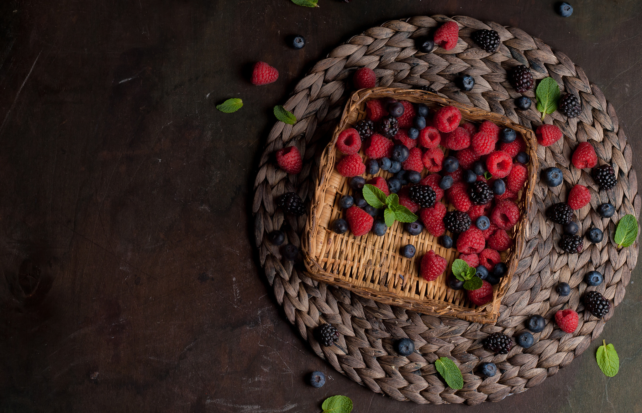 Berry Blackberry Blueberry Fruit Raspberry 2048x1318