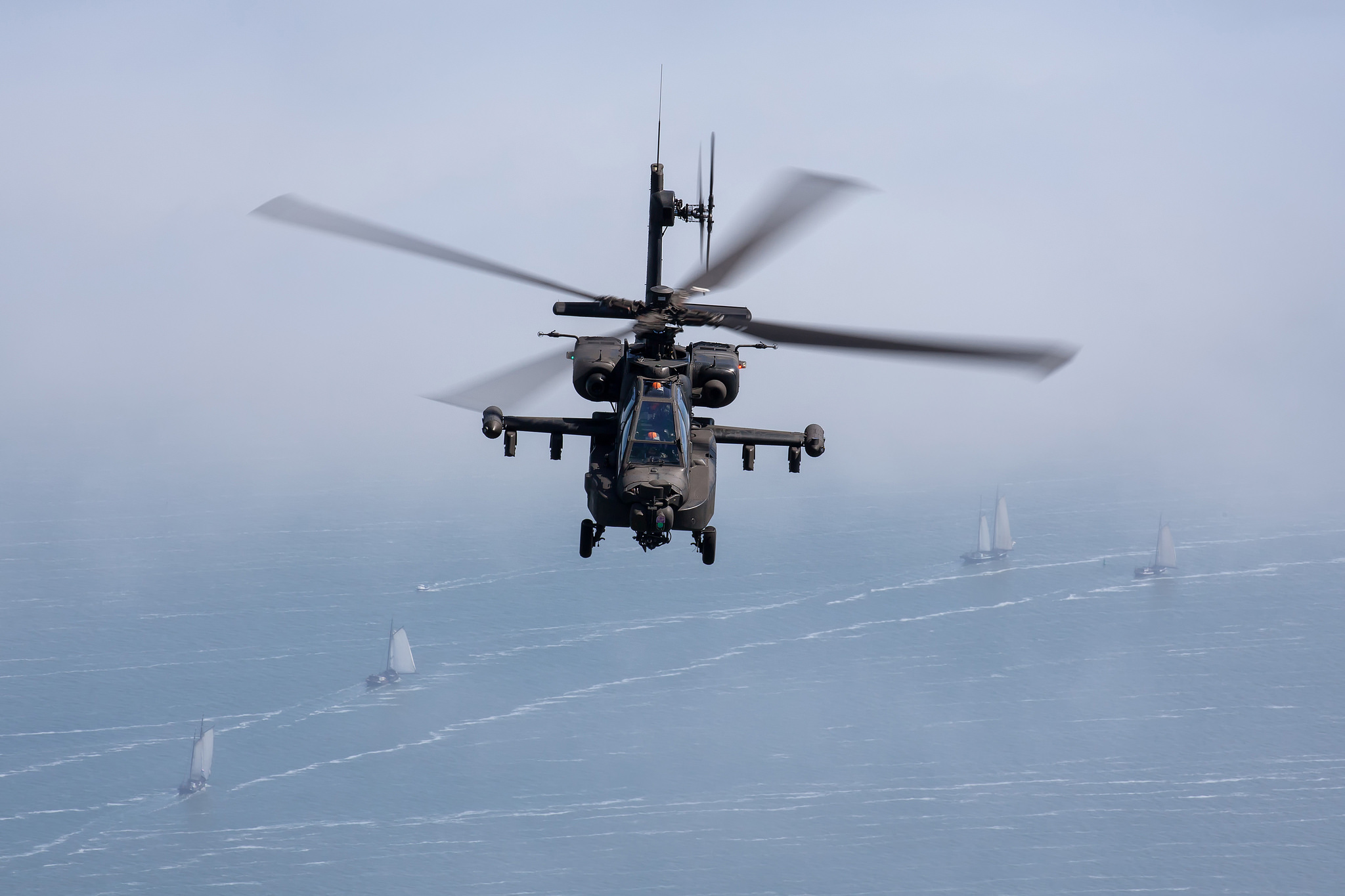 Aircraft Attack Helicopter Boeing Ah 64 Apache Helicopter 2048x1365
