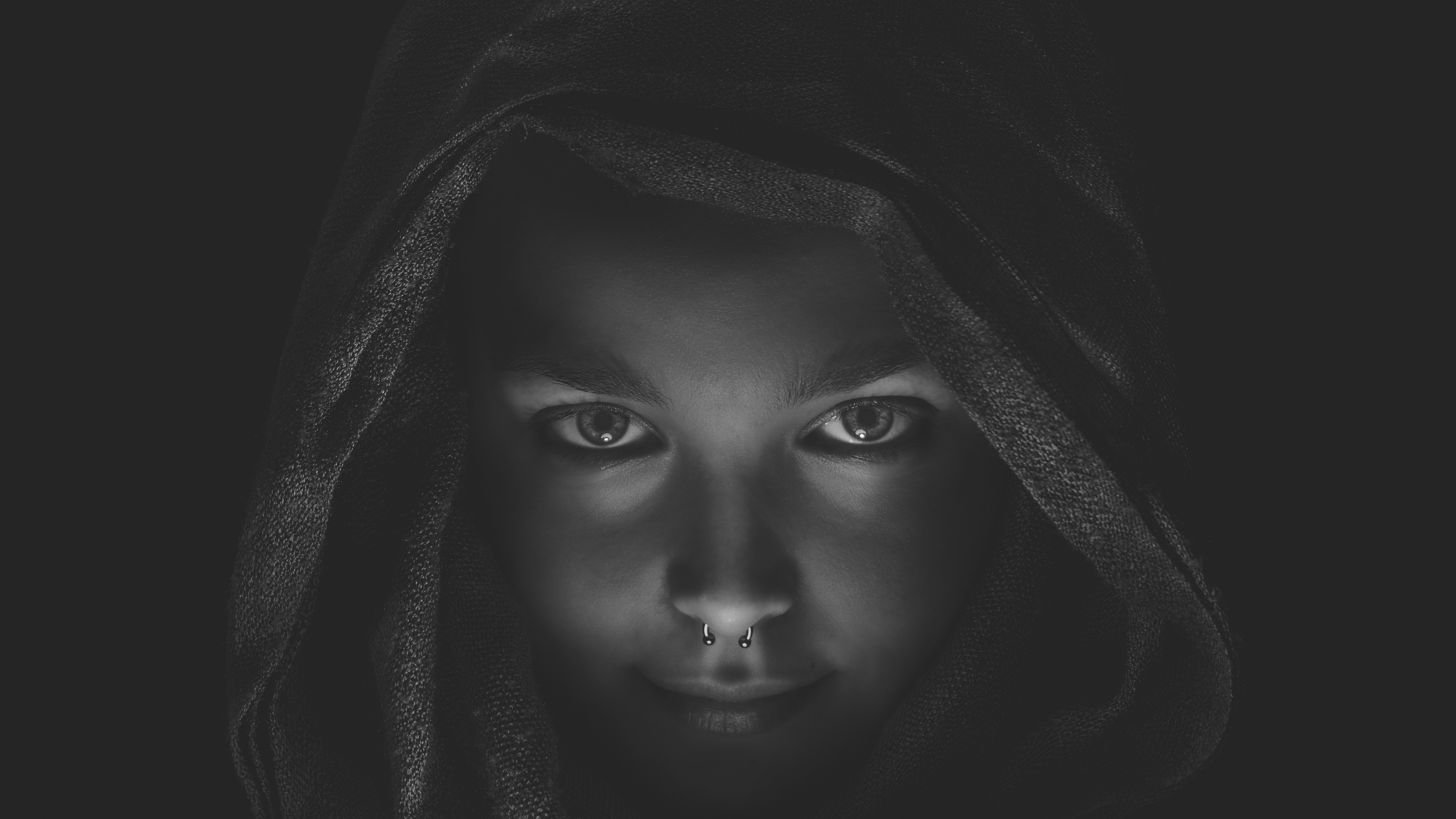 Black Amp White Face Gothic Piercing Stare Woman 6000x3376
