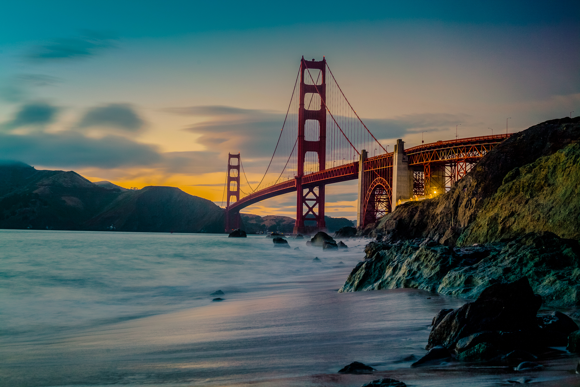 Bridge Coast Golden Gate 2000x1333