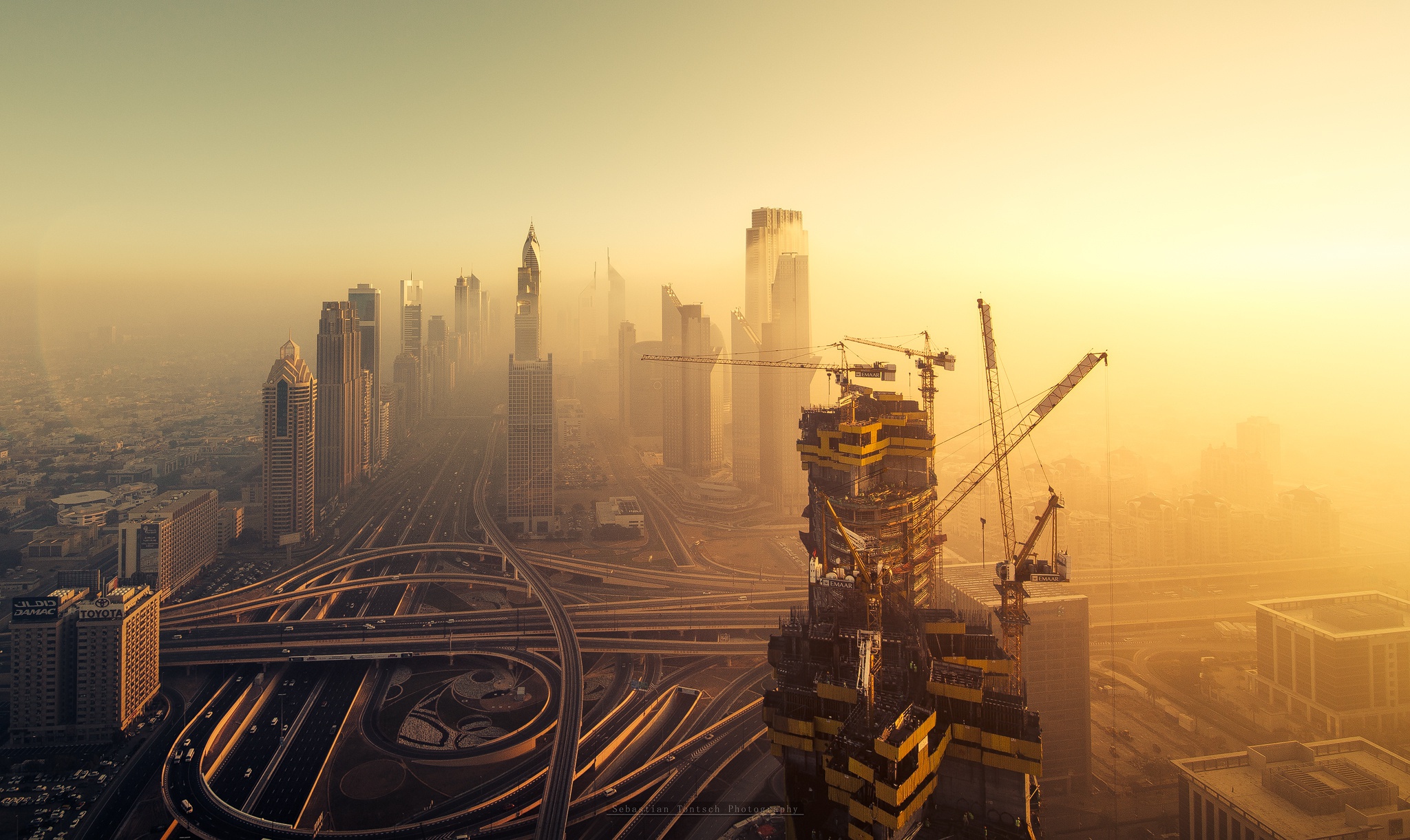 Building City Dubai Fog Highway Skyscraper Sunset United Arab Emirates 2048x1221