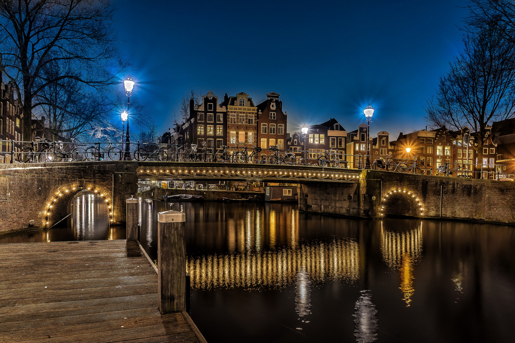 Amsterdam Bicycle Bridge Canal Light Netherlands Night 2048x1365