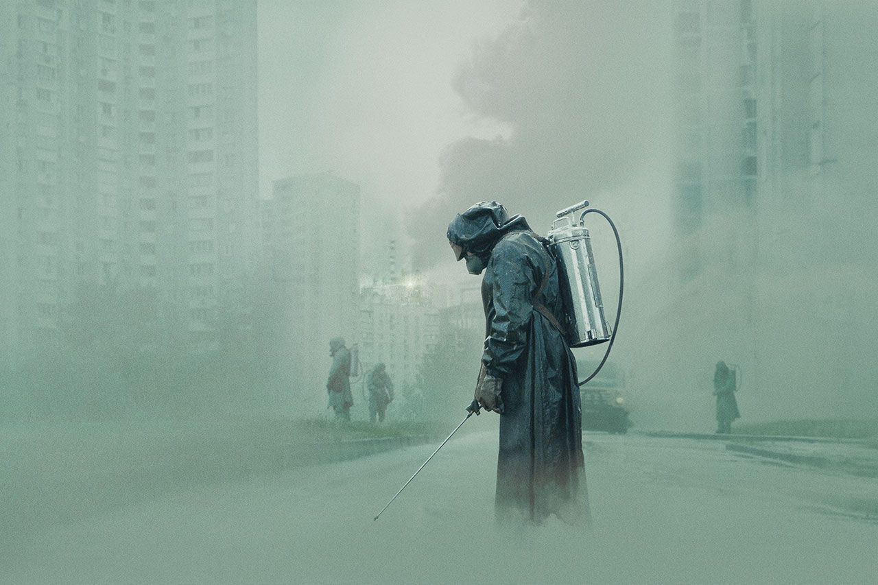 Chernobyl TV Series Gas Masks Group Of People Disaster Urban HBO Smoke Building Street Vehicle Block 1280x853