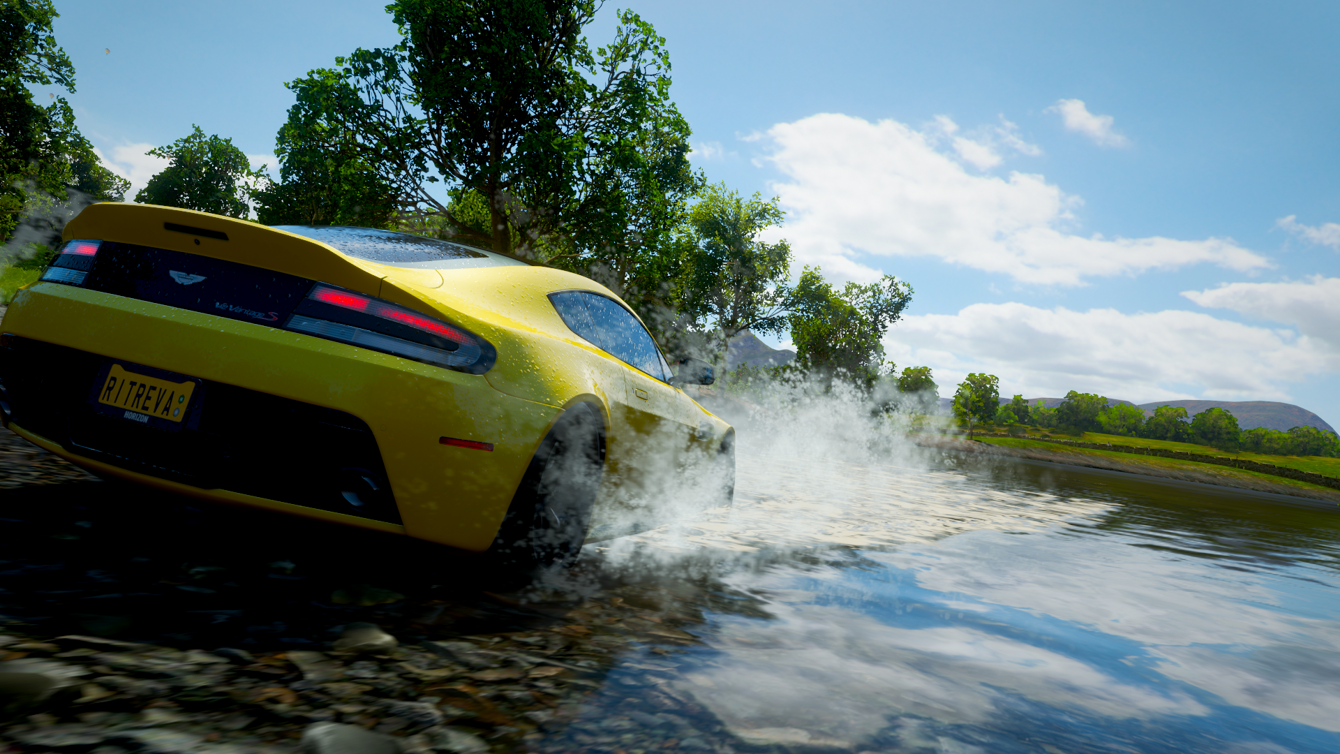 Forza Horizon 4 Aston Martin V12 Vantage 1920x1080