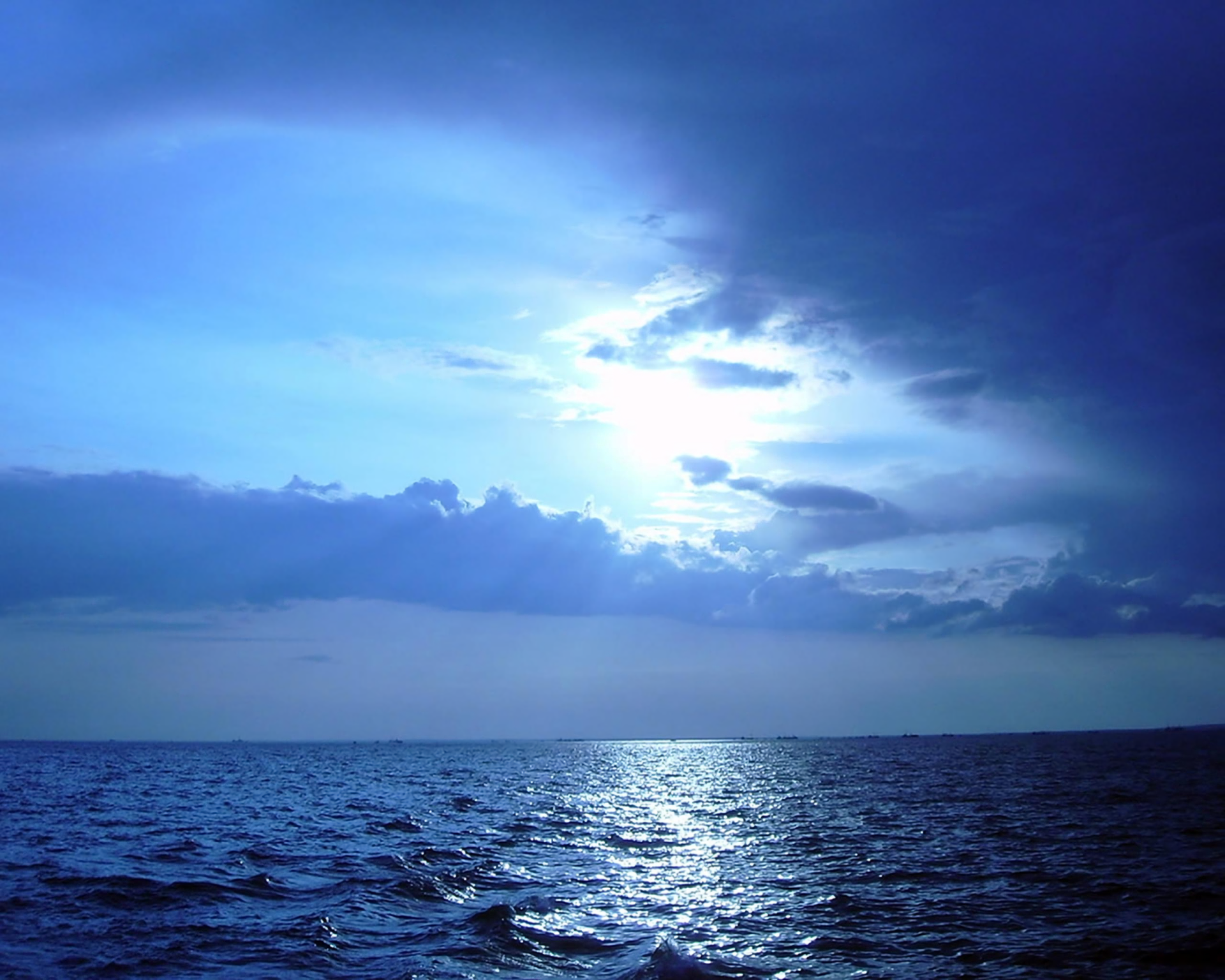 Blue Cloud Earth Horizon Ocean Sea Sky 1920x1536