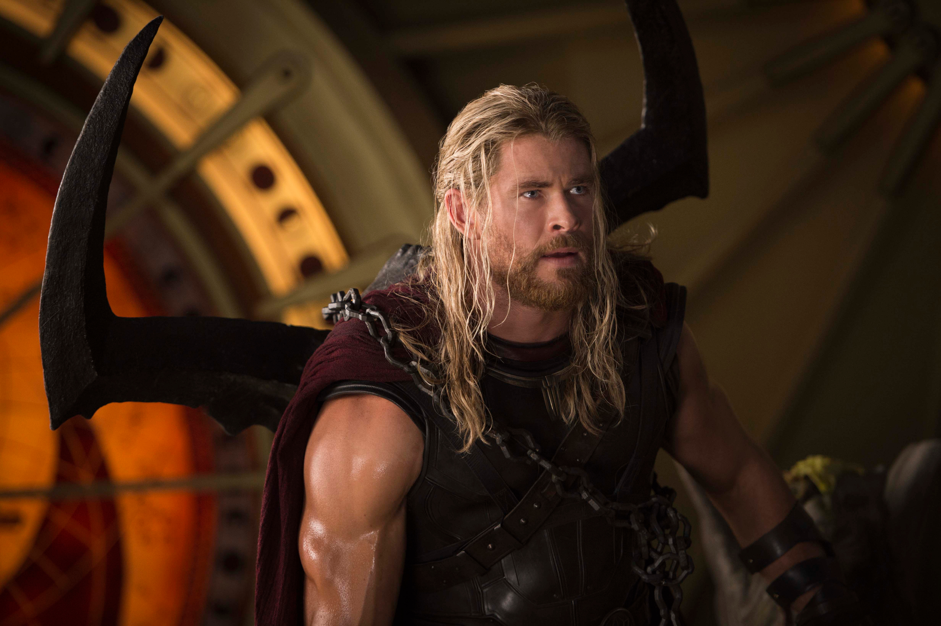 Chris Hemsworth Thor Thor Ragnarok 3000x1997