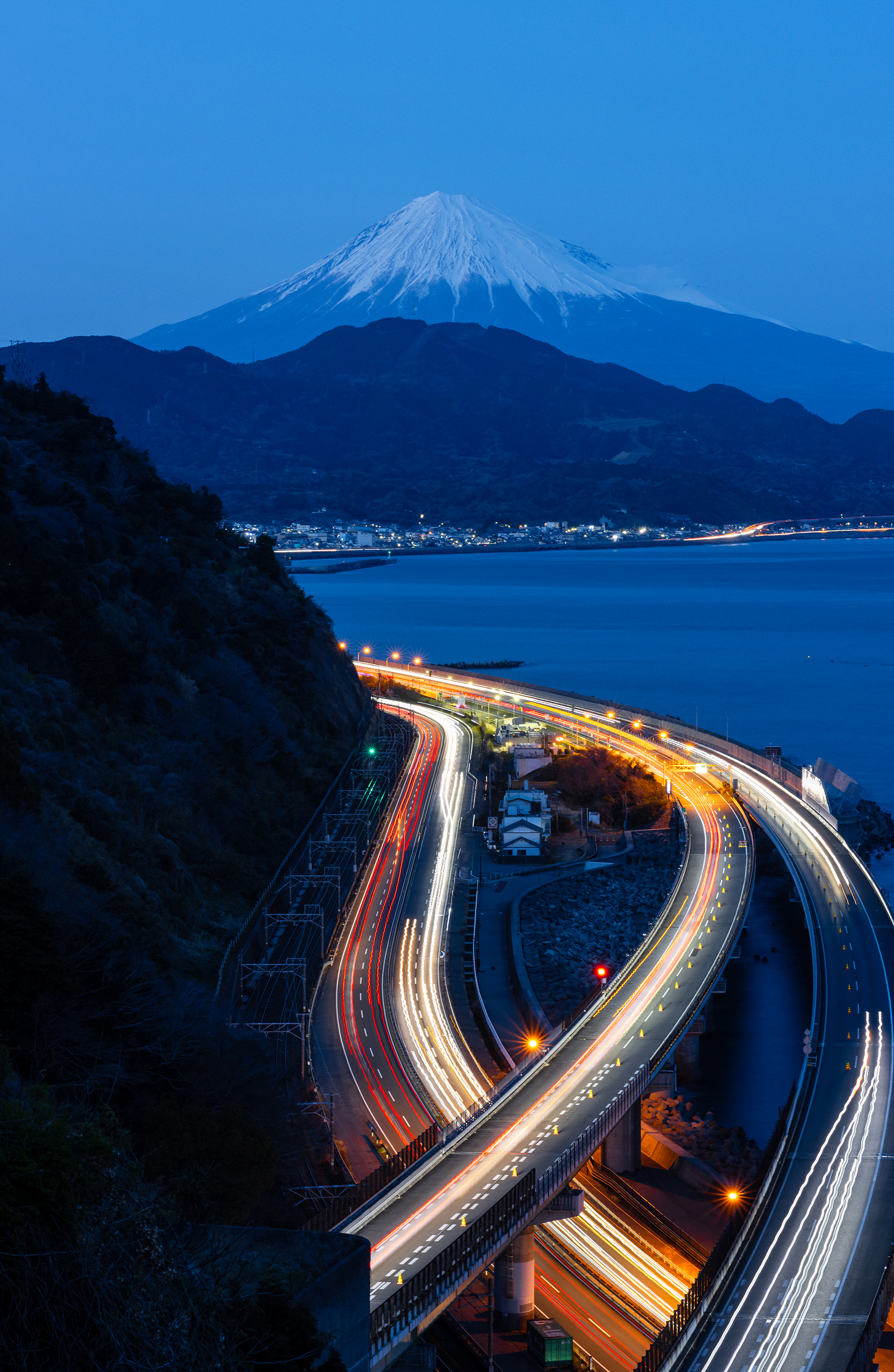 Time Lapse Highway Mount Fuji Japan 1813x2784