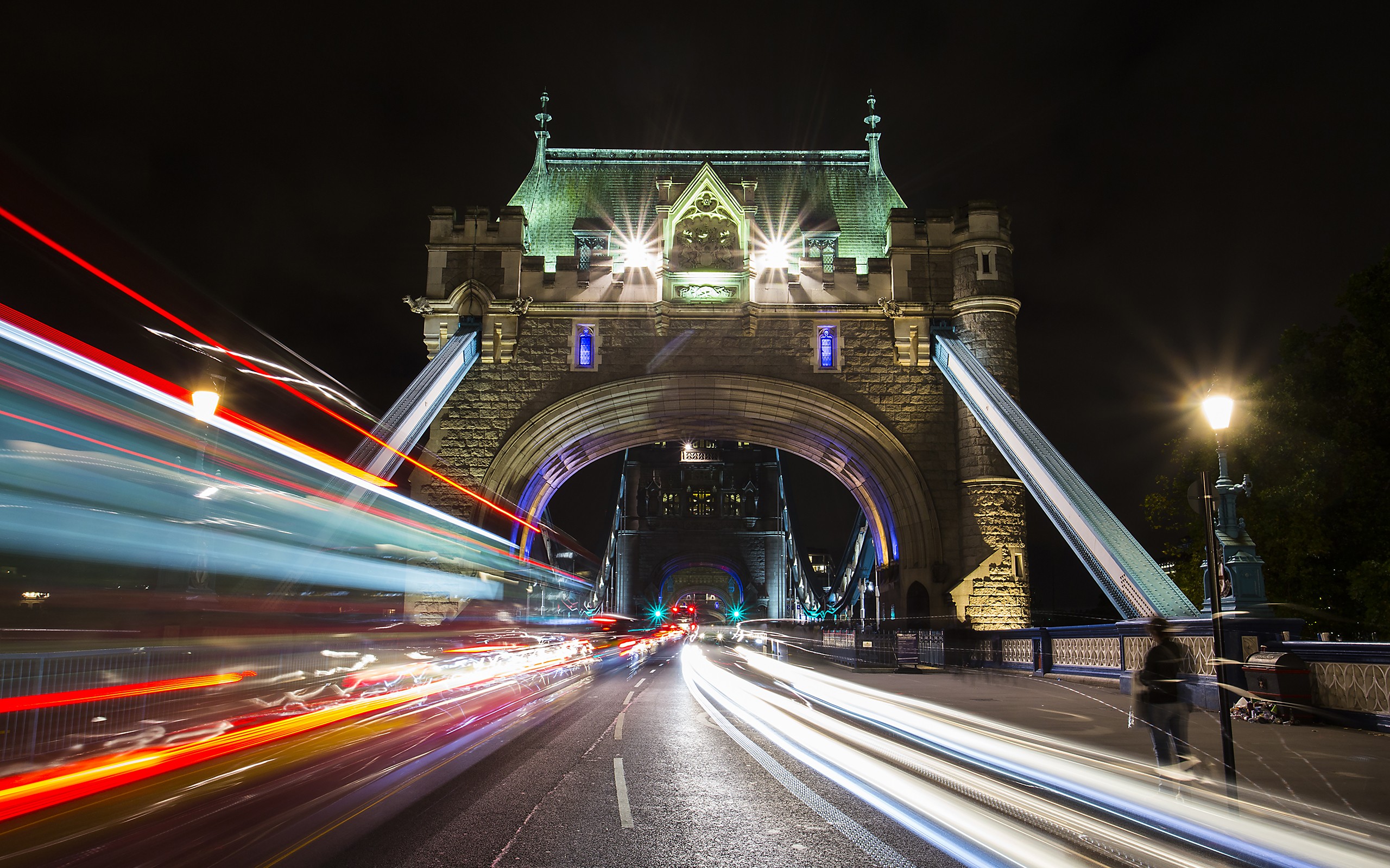 London Night Time Lapse Tower Bridge United Kingdom 2560x1600