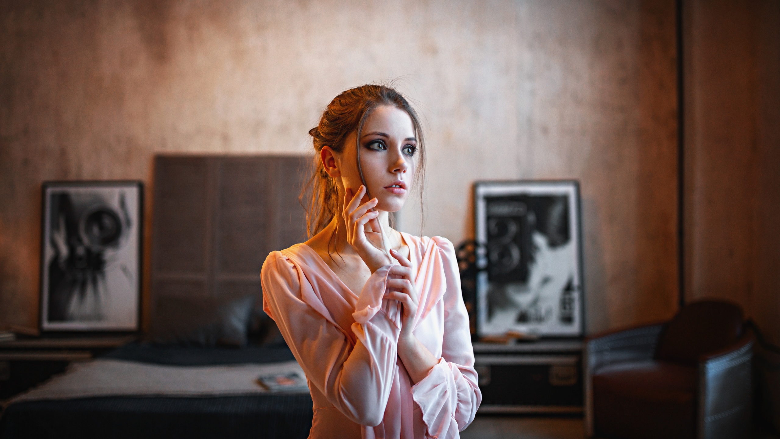 Alexey Kishechkin Women Ksenia Kokoreva Brunette Makeup Pink Clothing Eyeshadow Indoors Looking Away 2560x1440