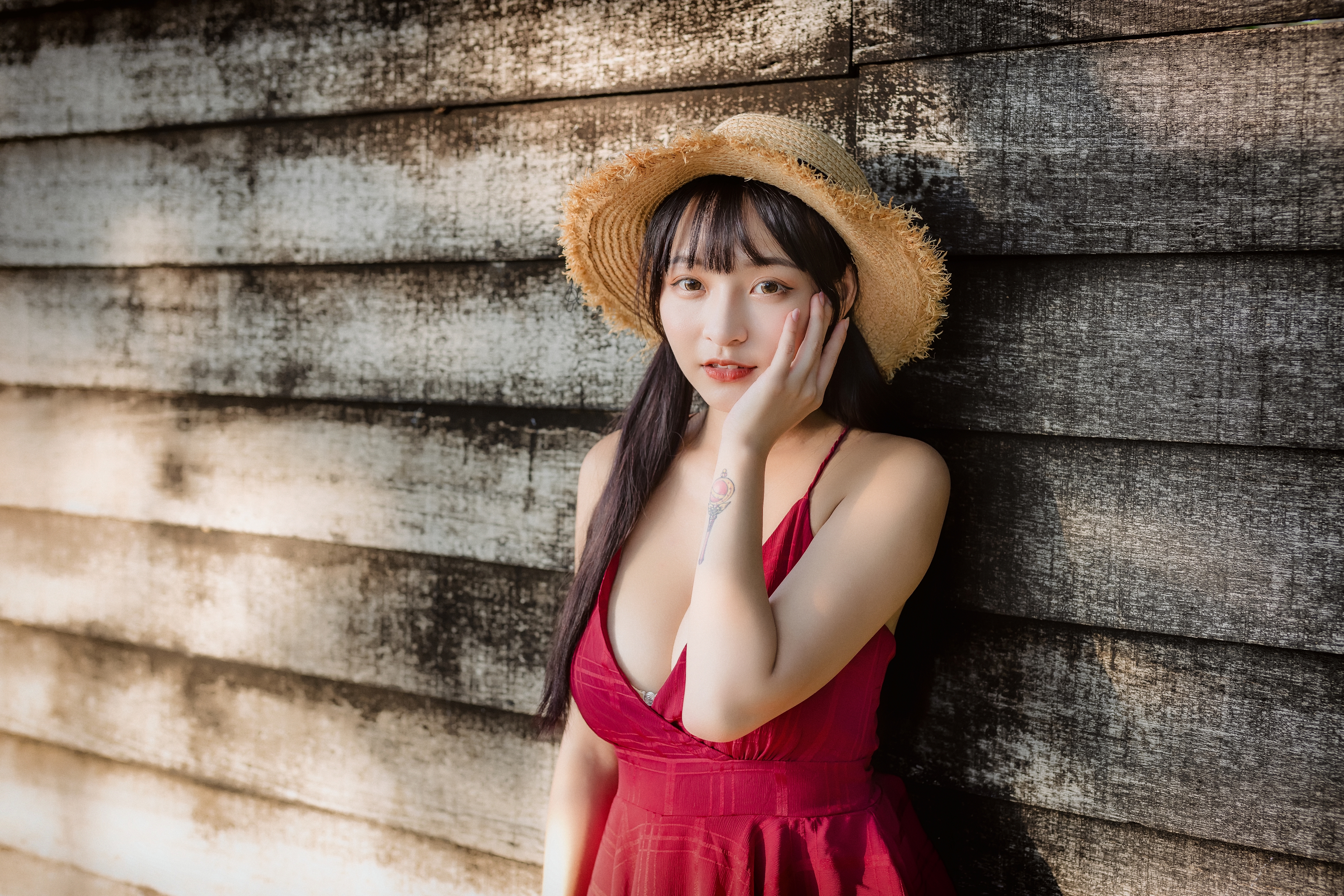 Women Model Brunette Bangs Asian Straw Hat Women With Hats Looking At Viewer Touching Face Parted Li 3840x2560