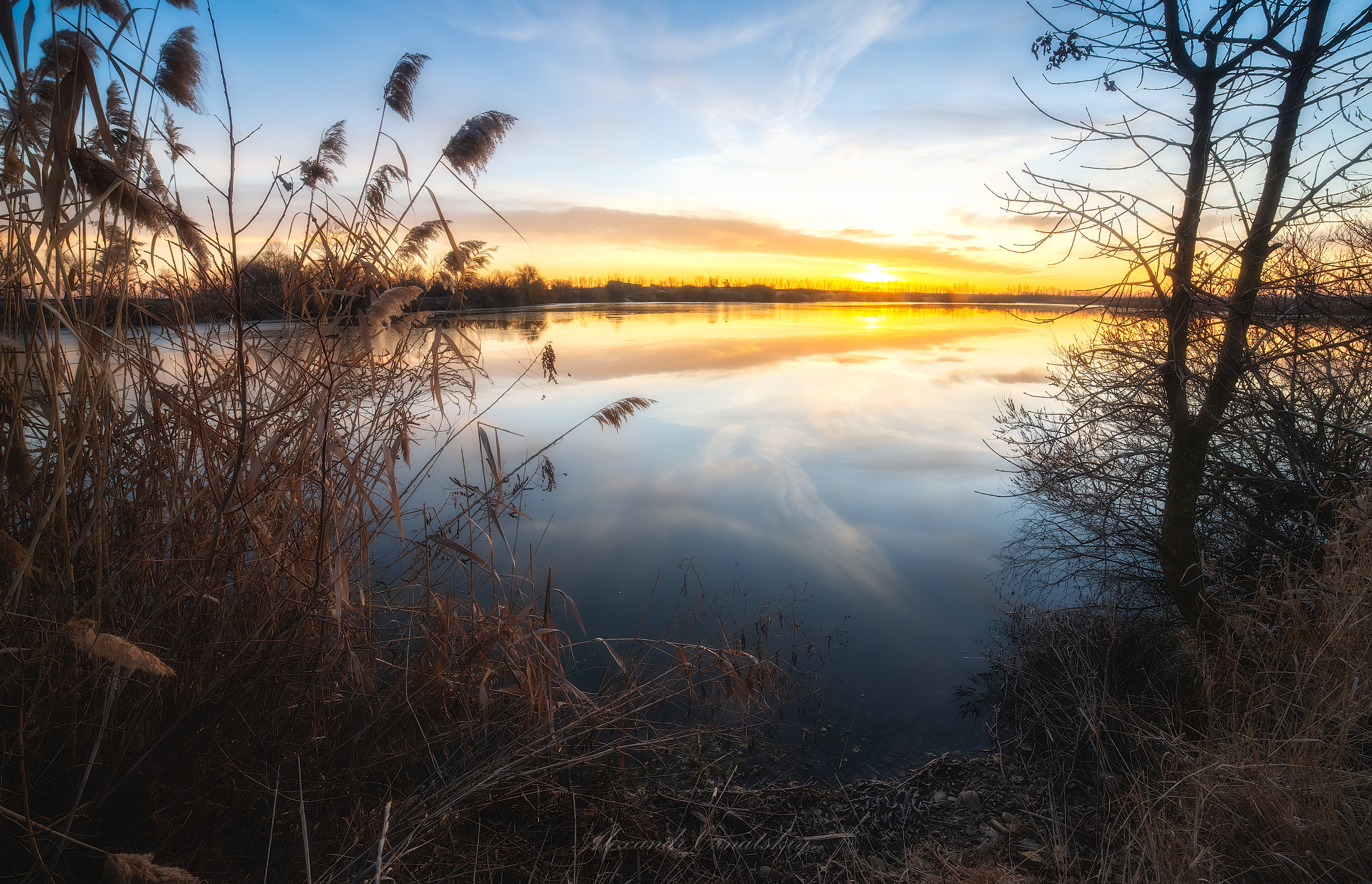Lake Riverside Sunset Landscape Waterscape Reflection Sun Outdoors Nature Photography Alexander Orna 2500x1611