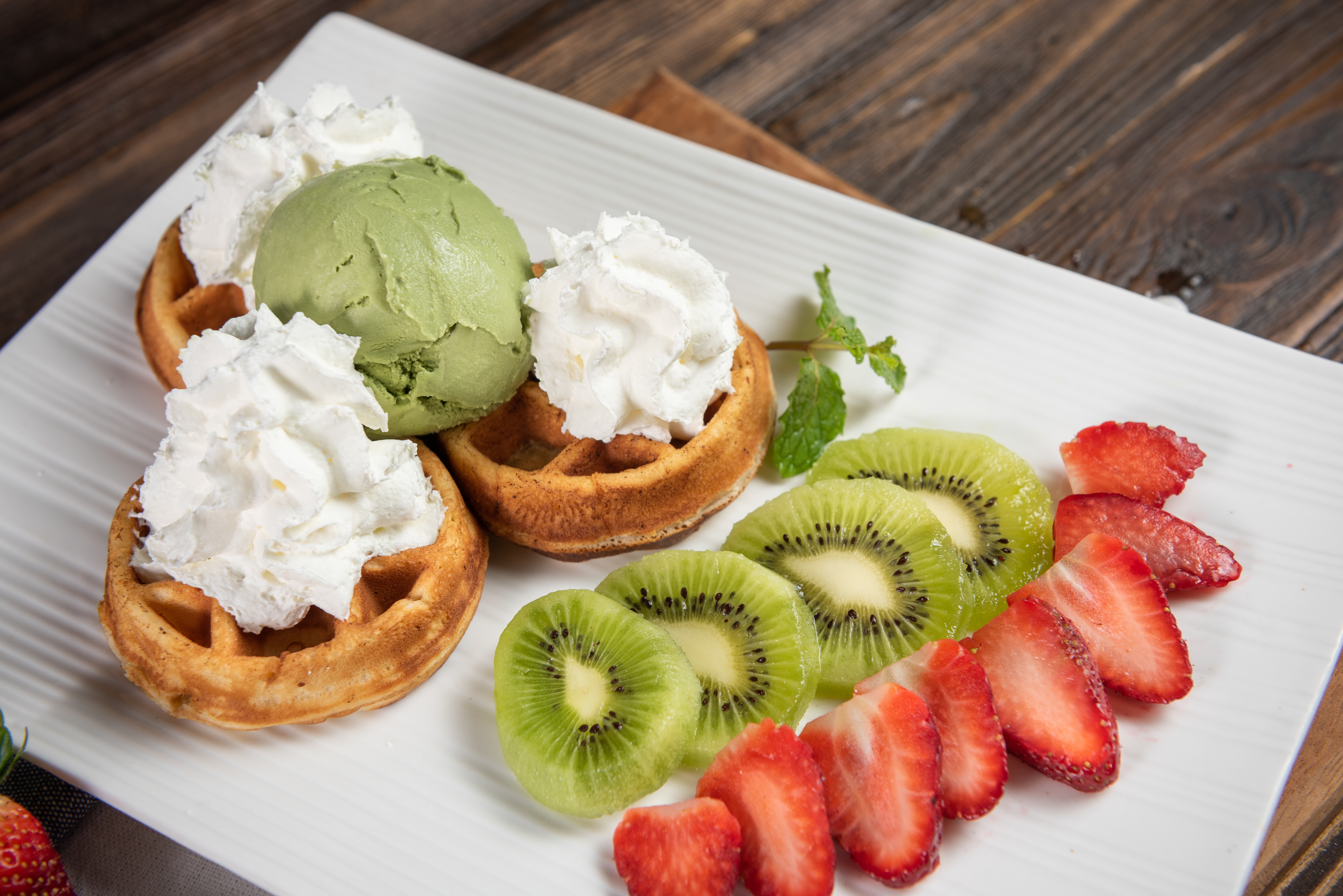 Dessert Fruit Ice Cream Kiwi Strawberry Waffle 7051x4706