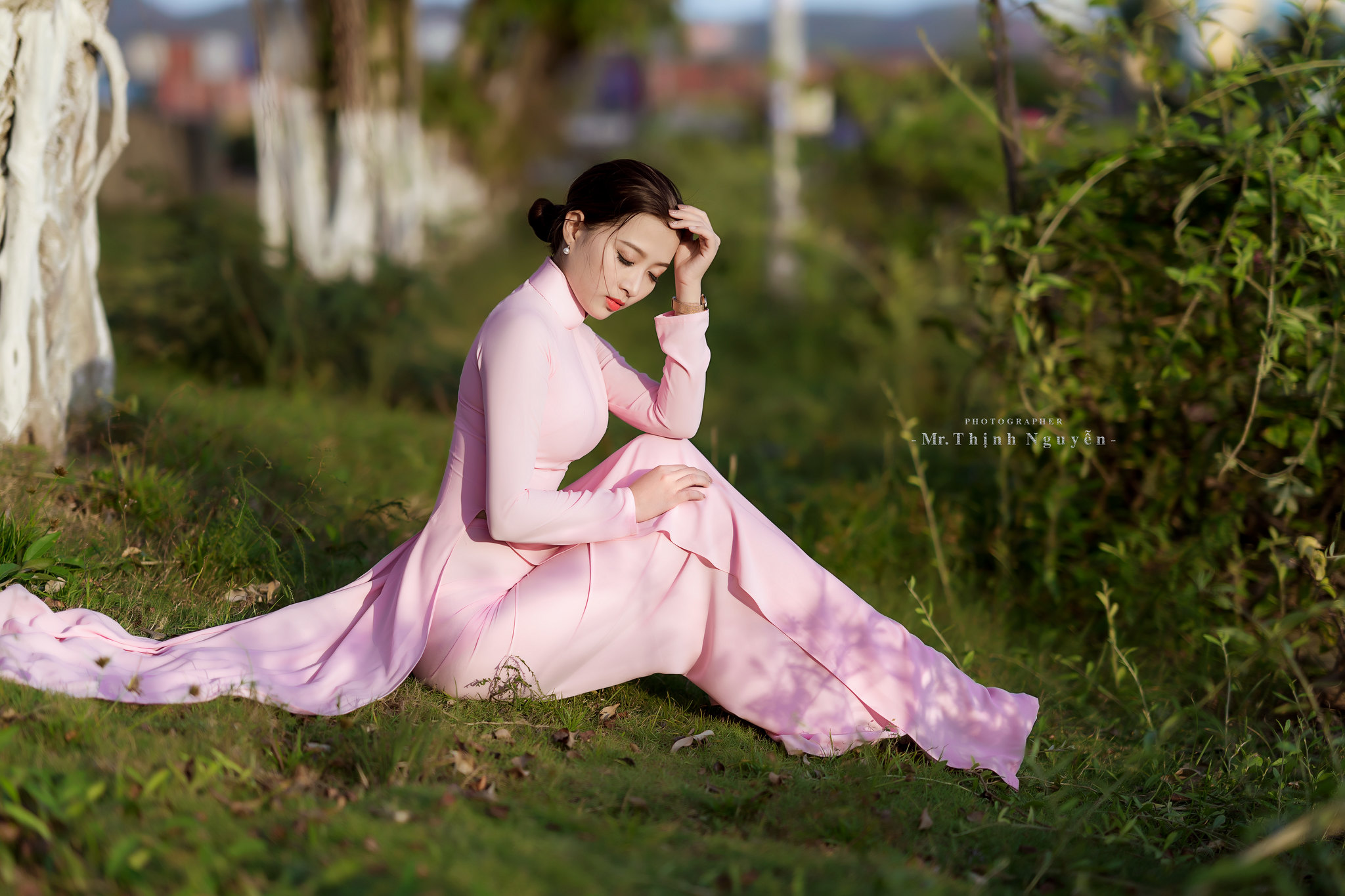 Women Ao Dai Pink Dress Vietnamese Depth Of Field Trees Grass Asian 2048x1365
