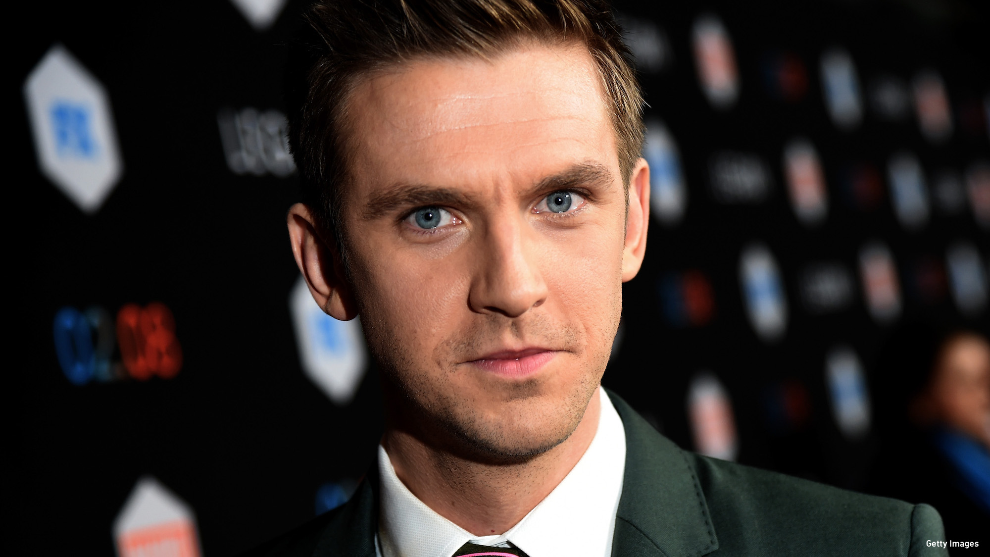 Dan Stevens 2000x1125