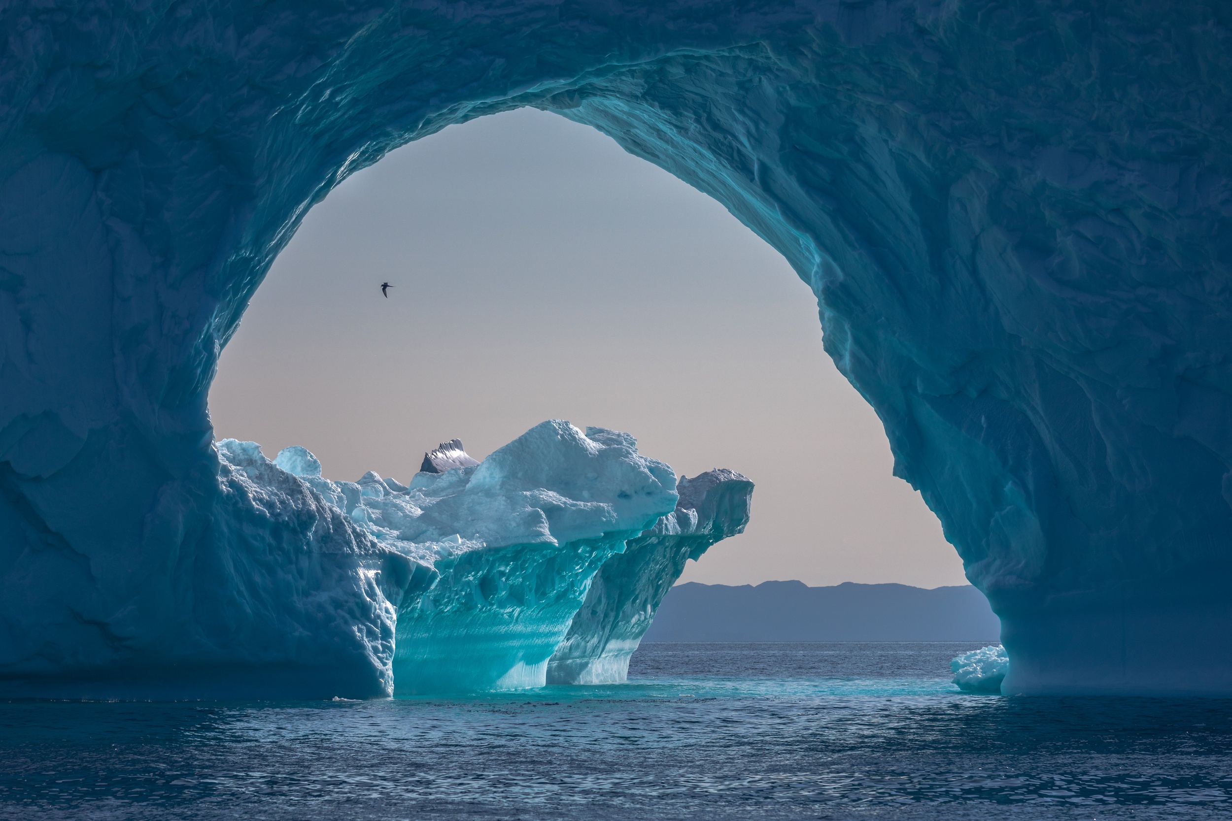 Iceberg Nature 2500x1667