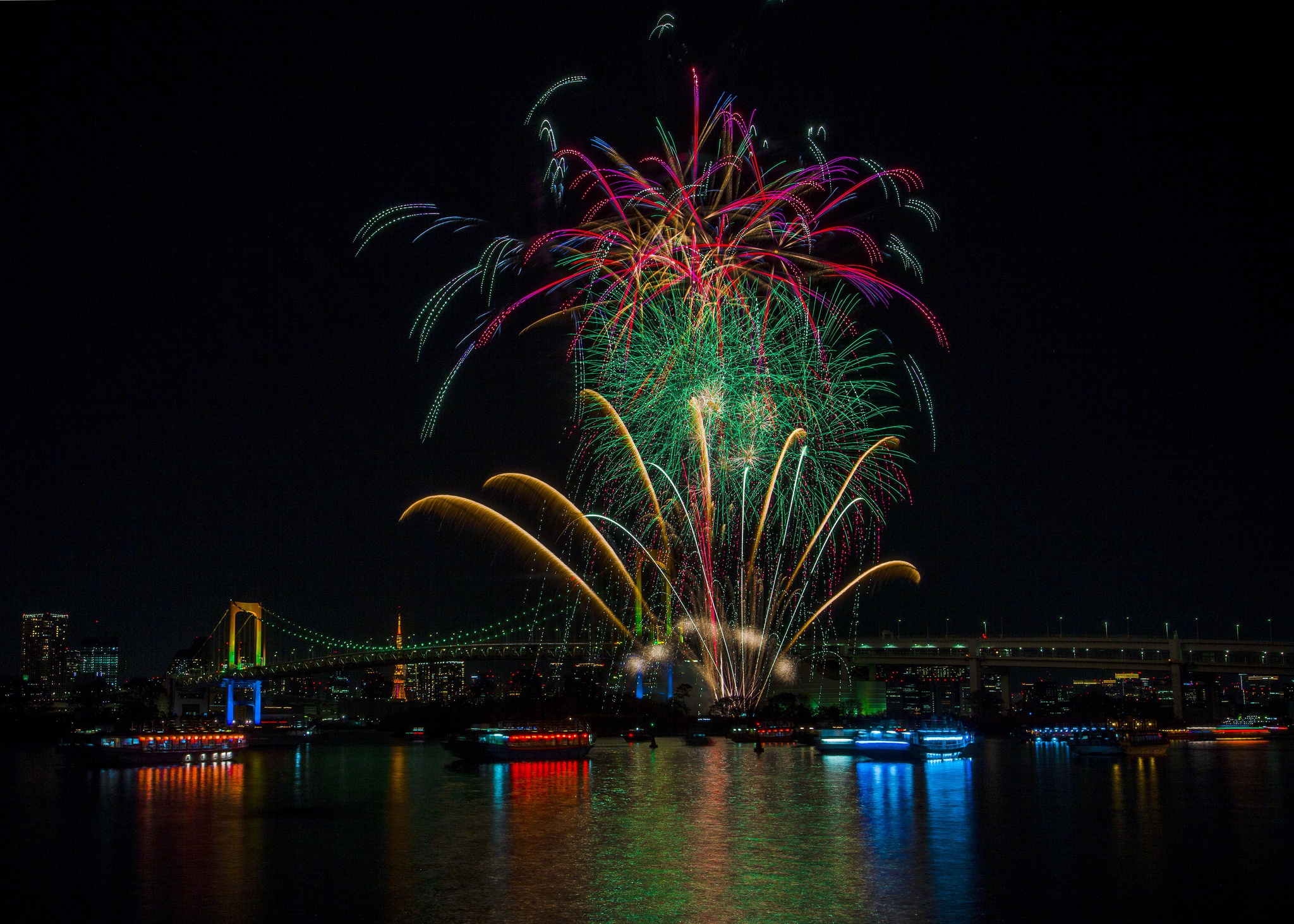 Fireworks Japan Night Rainbow Bridge Tokyo 2048x1463