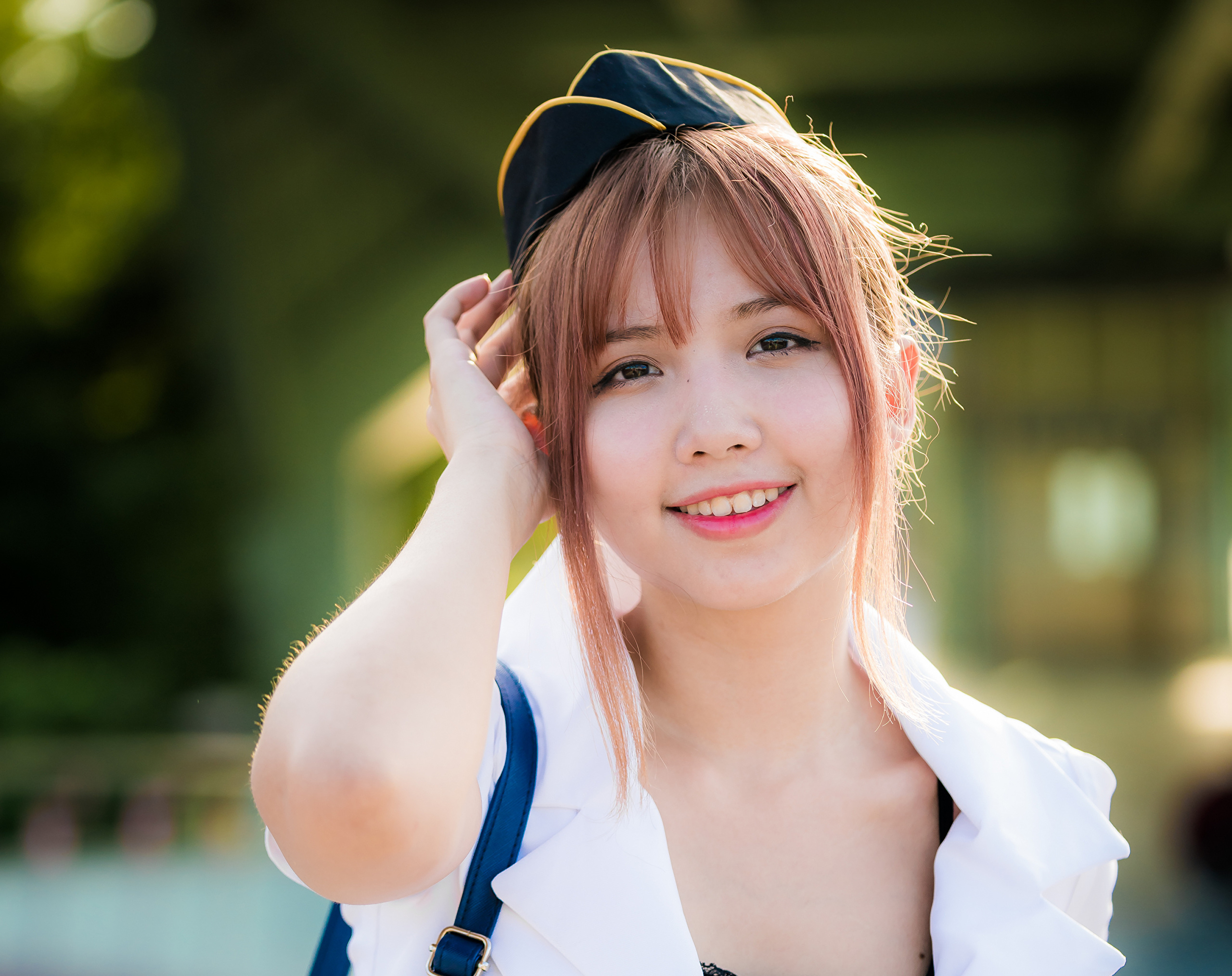 Asian Brunette Depth Of Field Girl Model Smile Woman 2560x2028
