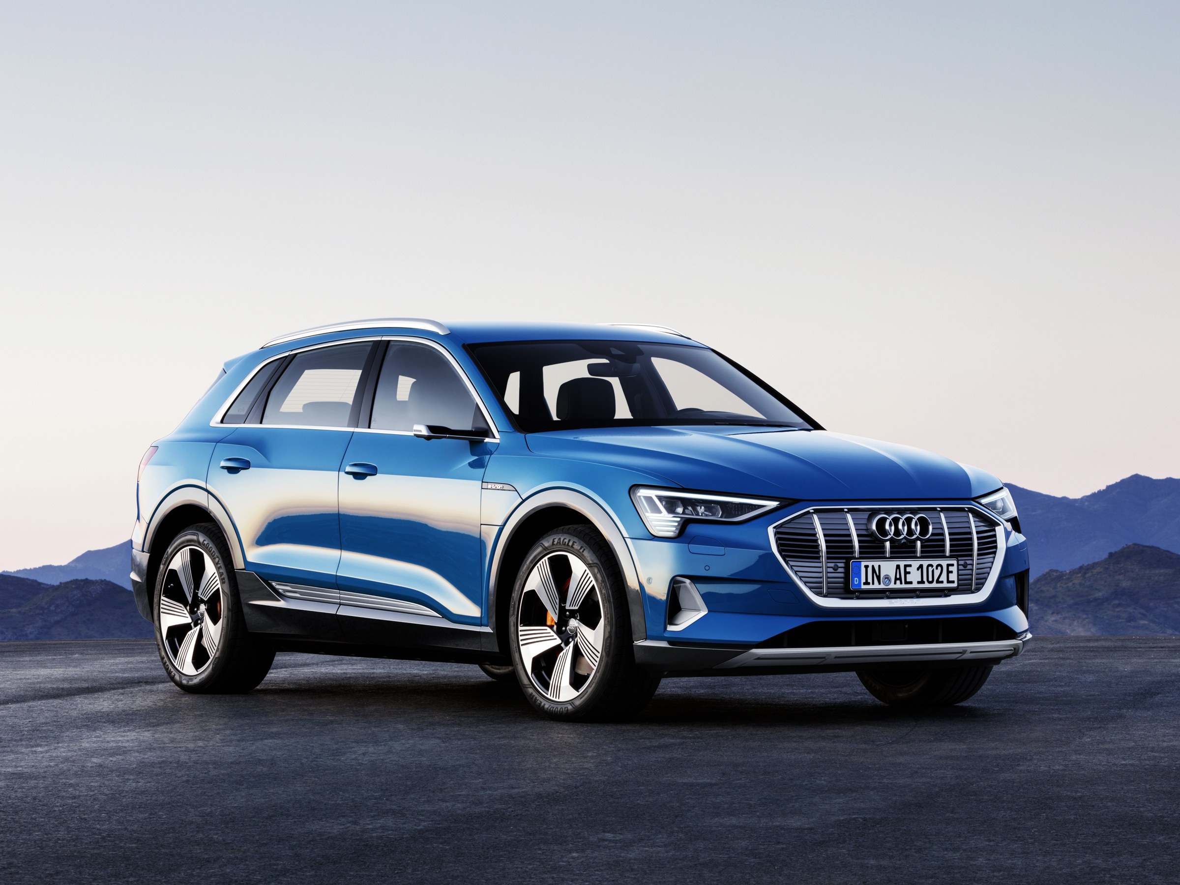 Audi Audi E Tron Blue Car Car Electric Car Suv Vehicle 2400x1800