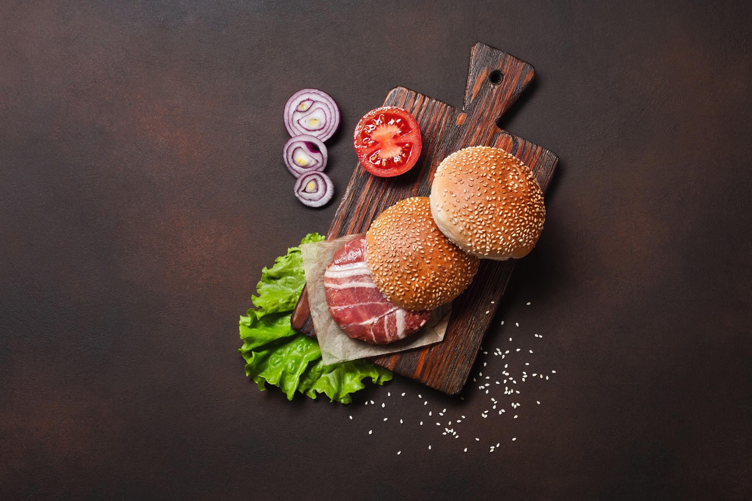 Food Meat Onions Burger Tomatoes Bread Lettuce Cutting Board Seeds 2560x1707