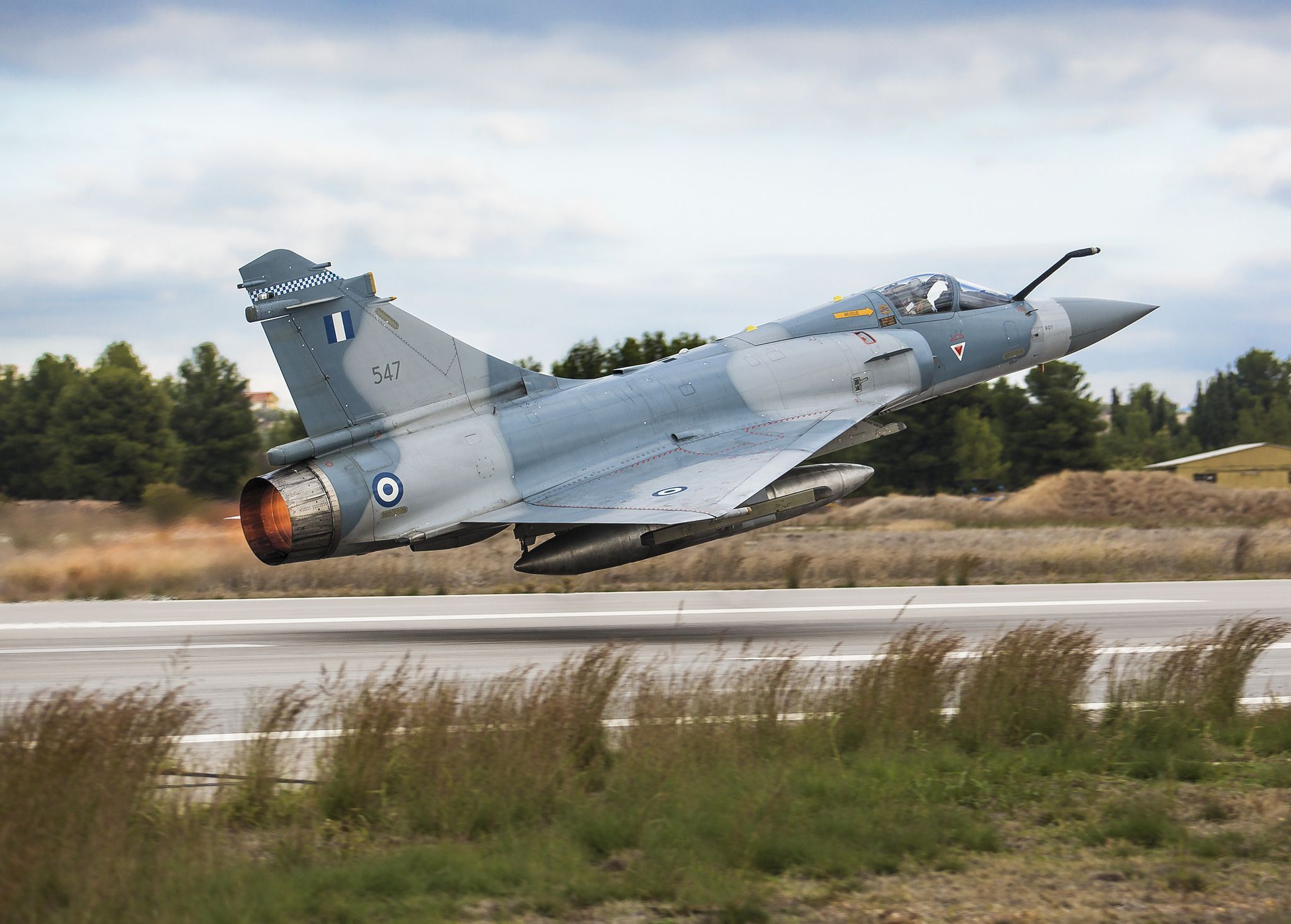 Aircraft Dassault Mirage 2000 Jet Fighter Warplane 2048x1466