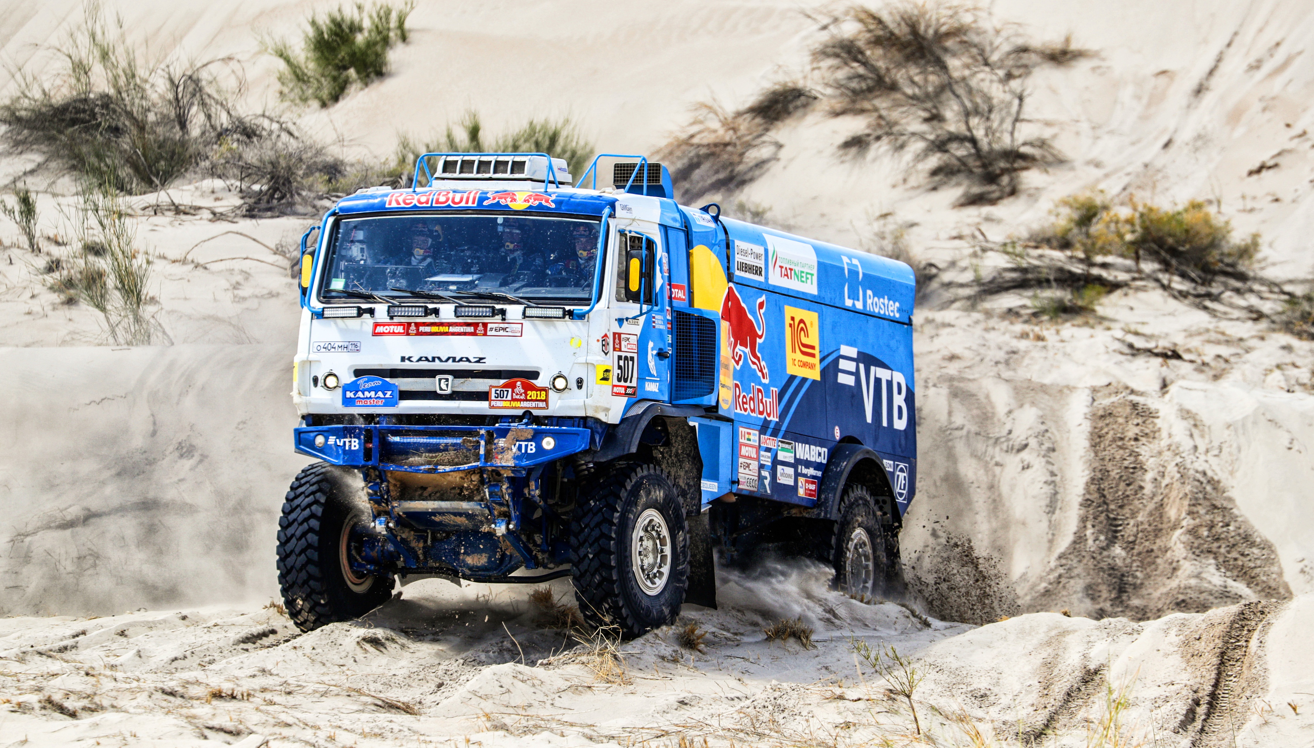 Rallying Sand Truck Vehicle 4500x2560