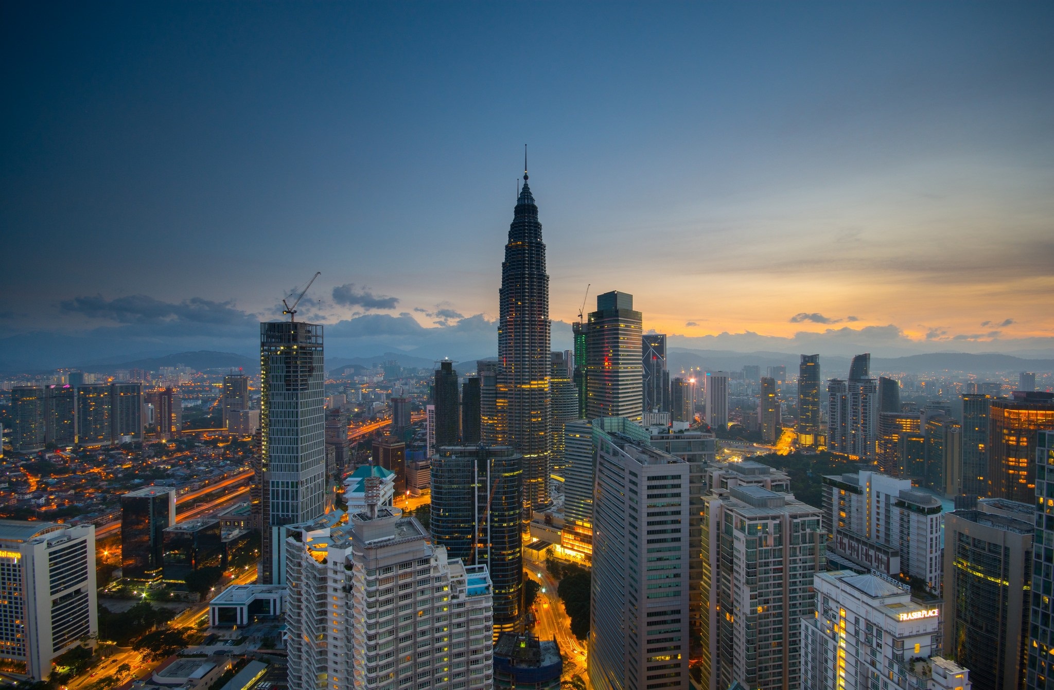Building City Kuala Lumpur Malaysia Night Skyscraper 2048x1342