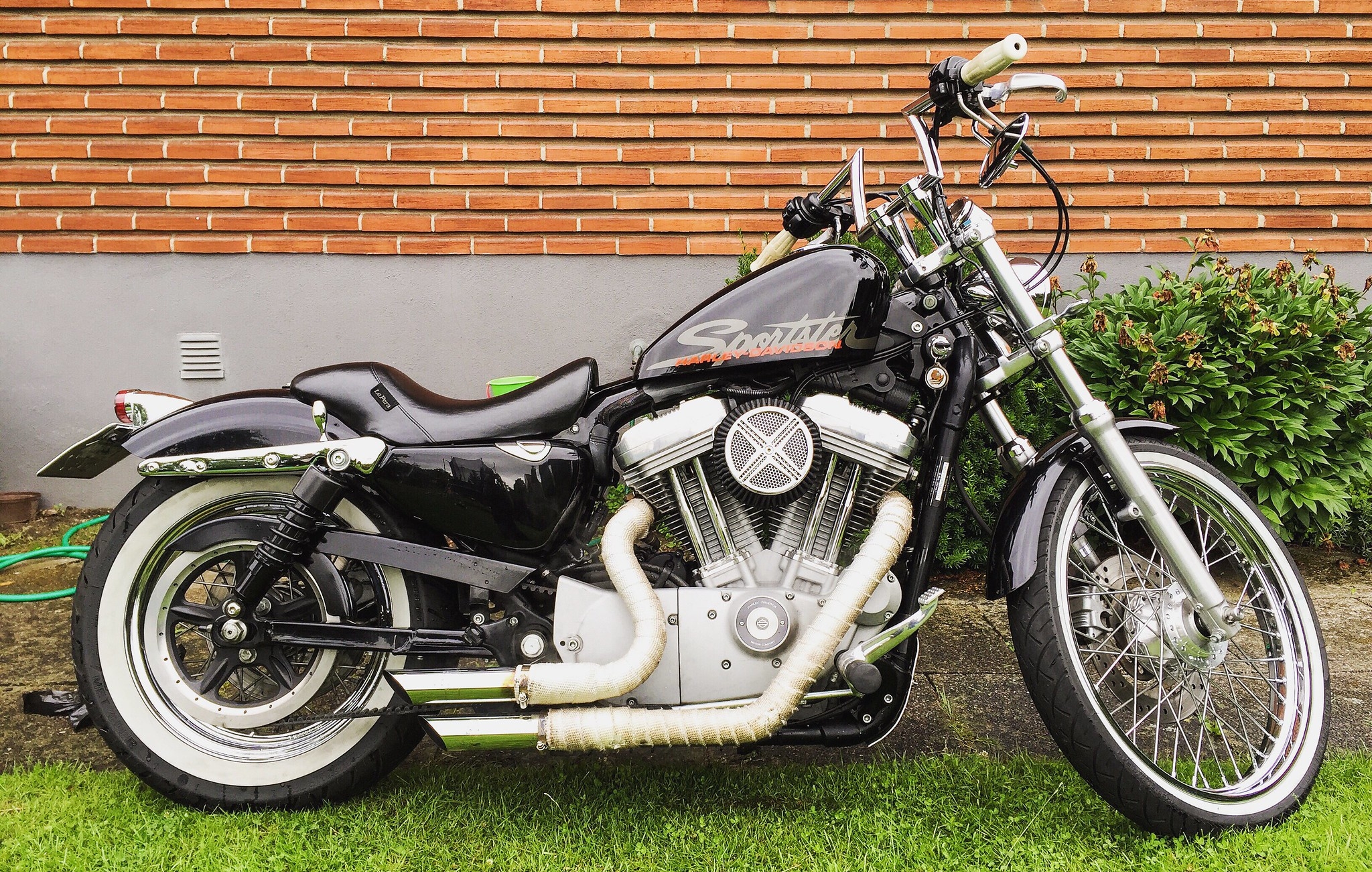 Harley Davidson Custom Made Motorcycle 2048x1301