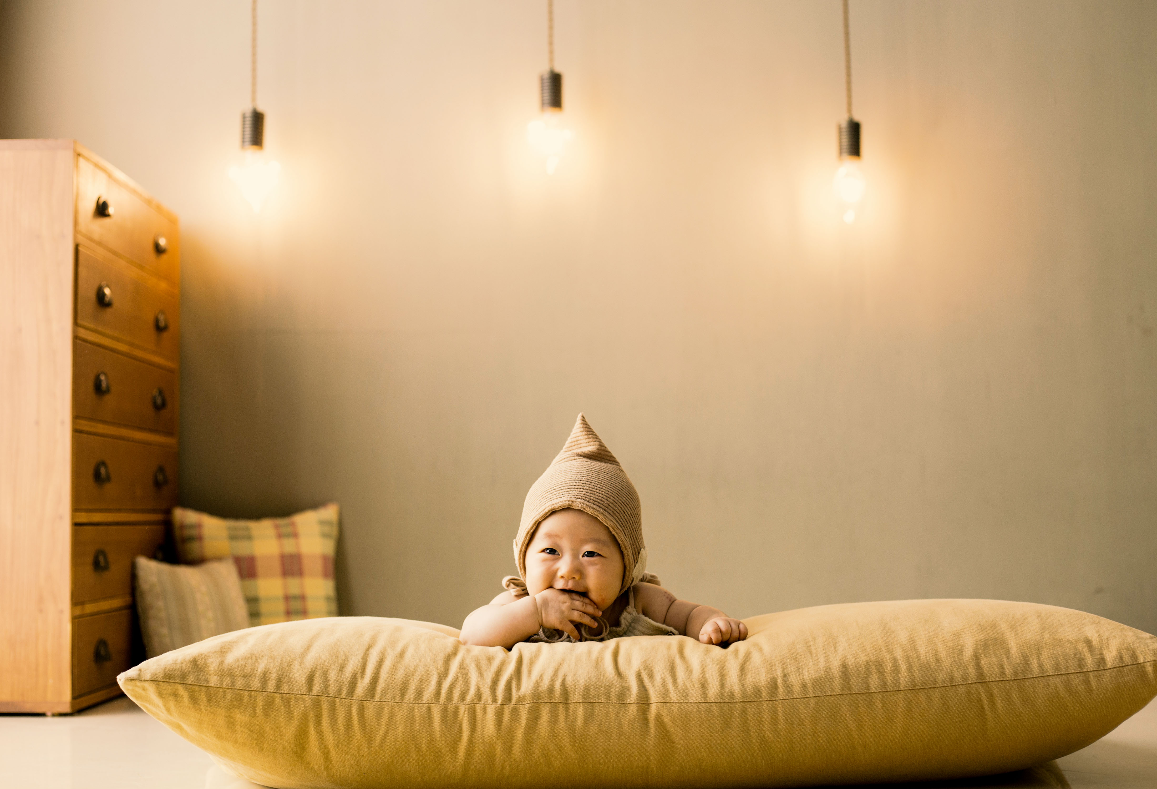 Baby Cushion Light Bulb Pillow 4400x3000