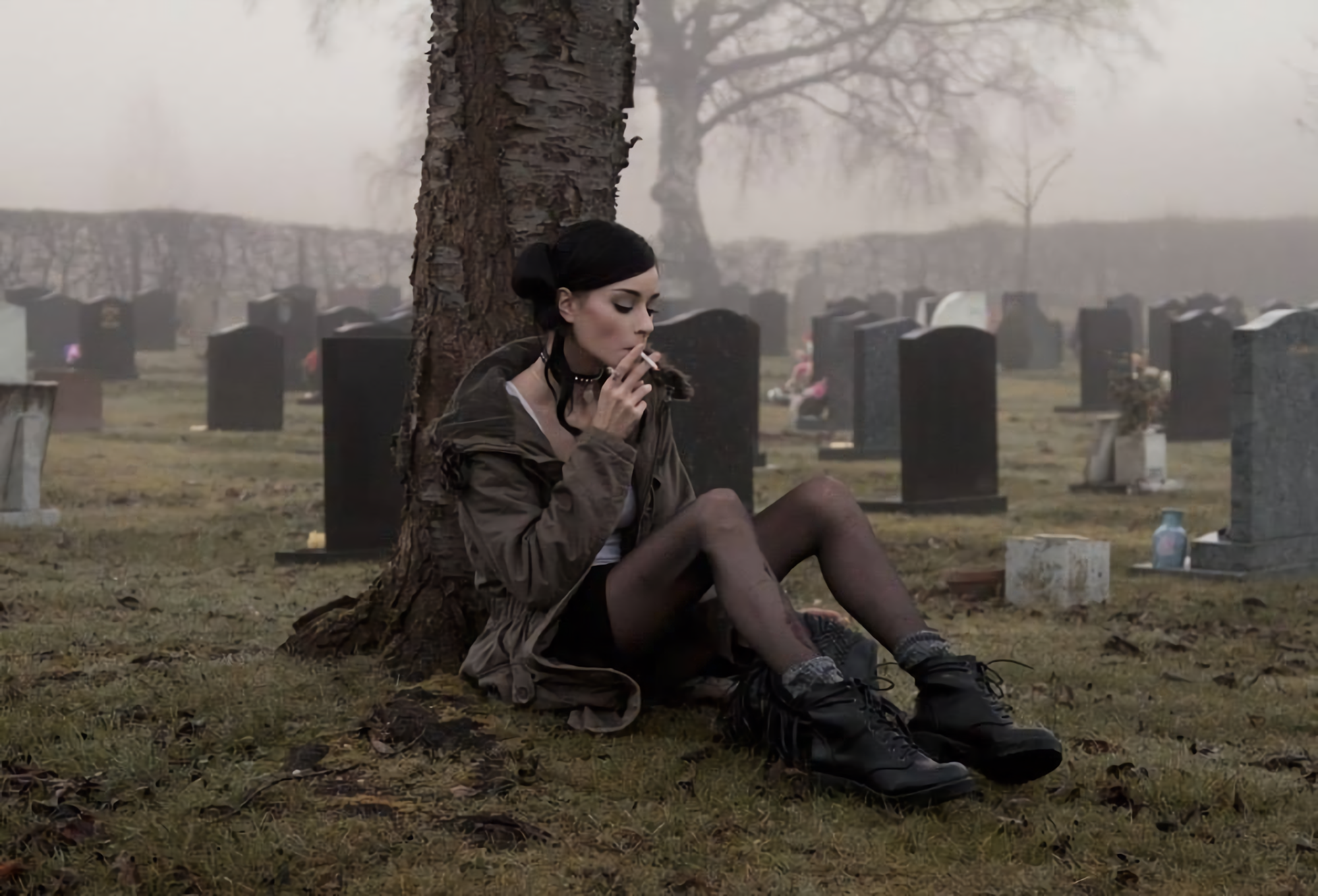 Smoking Women Graveyards Black Hair Mist 2000x1360