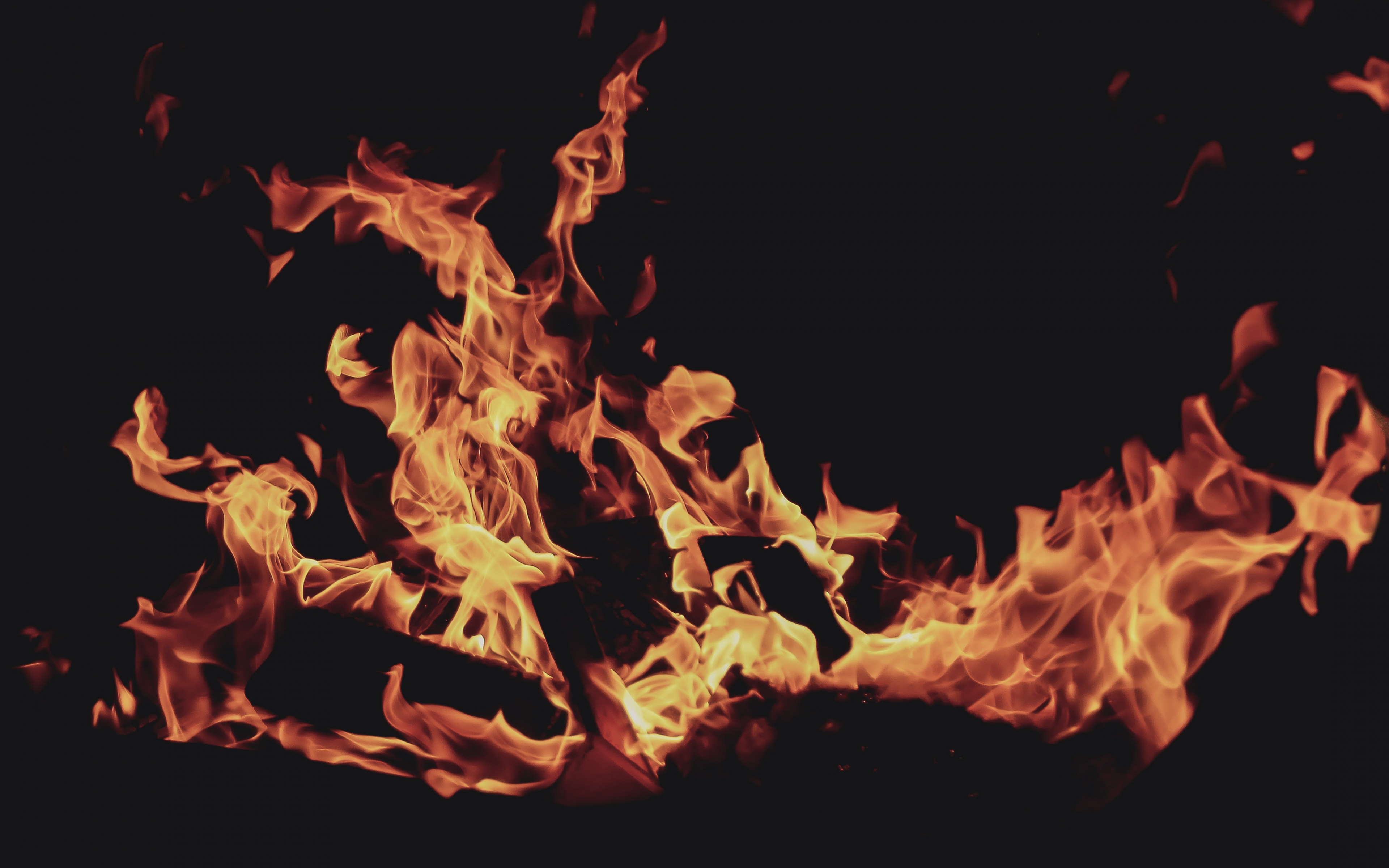 Bonfire Flame 3840x2400