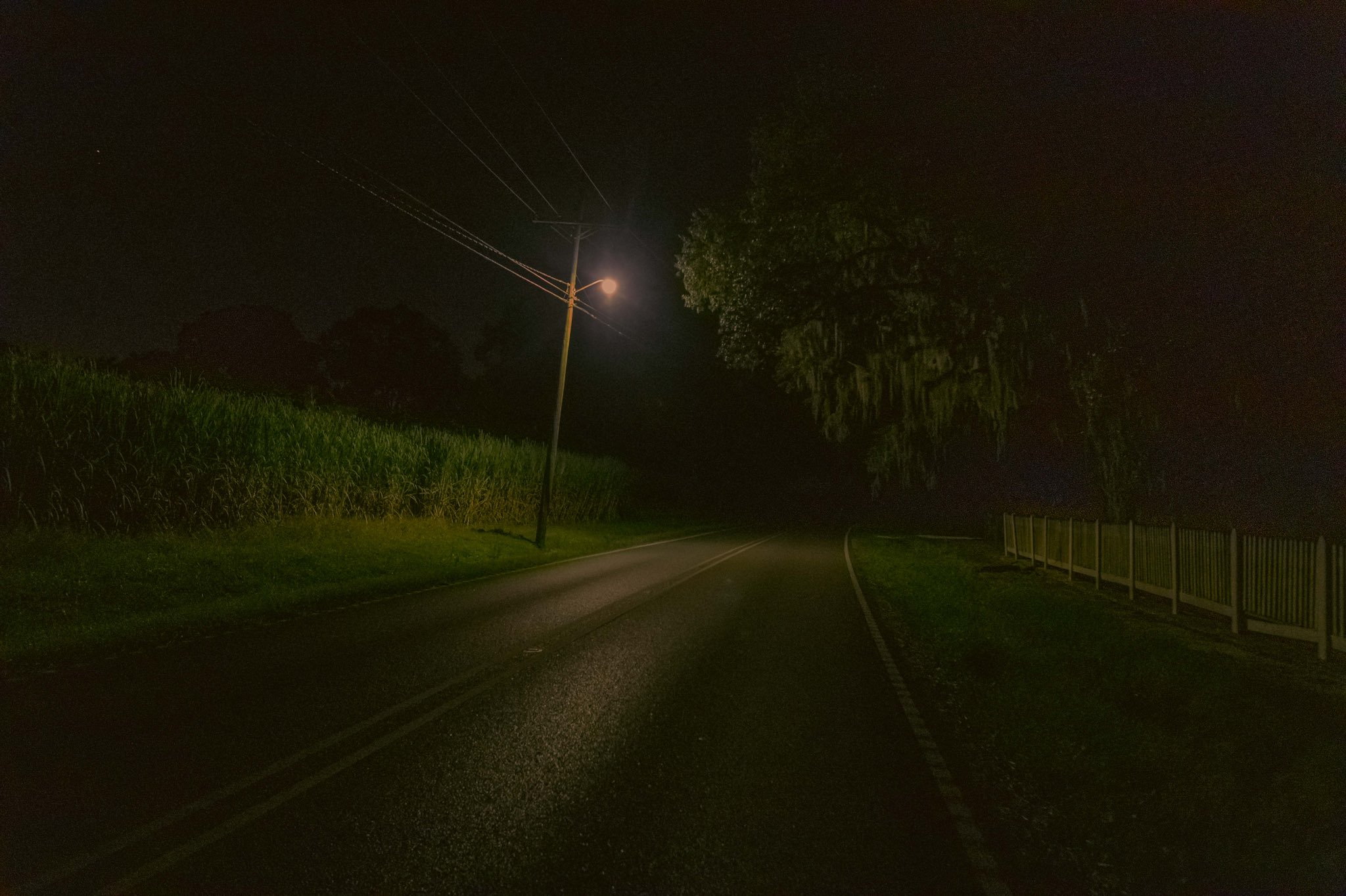 Night Street Lamp Post Street Light Road 2048x1364