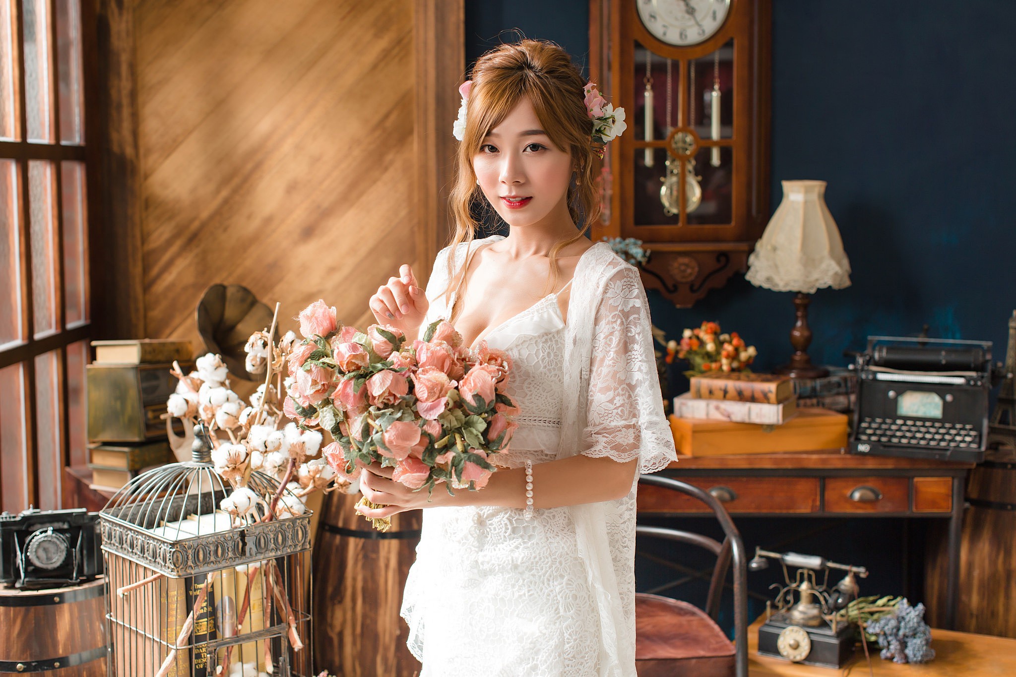 Asian Bouquet Girl Model Redhead White Dress Woman 2048x1365