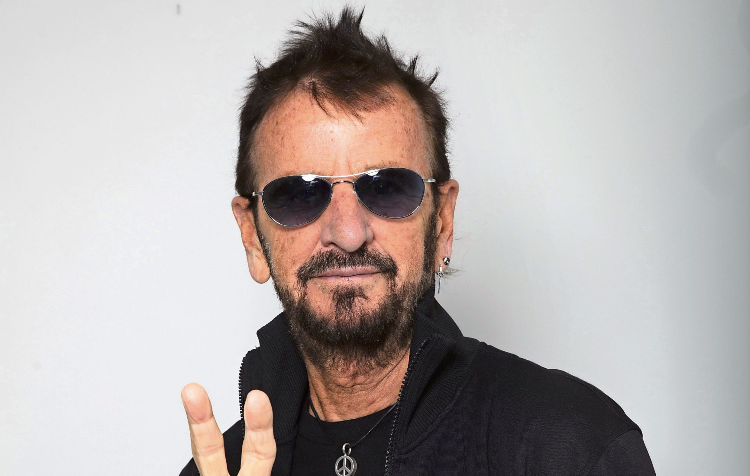 Music Ringo Starr 2456x1561