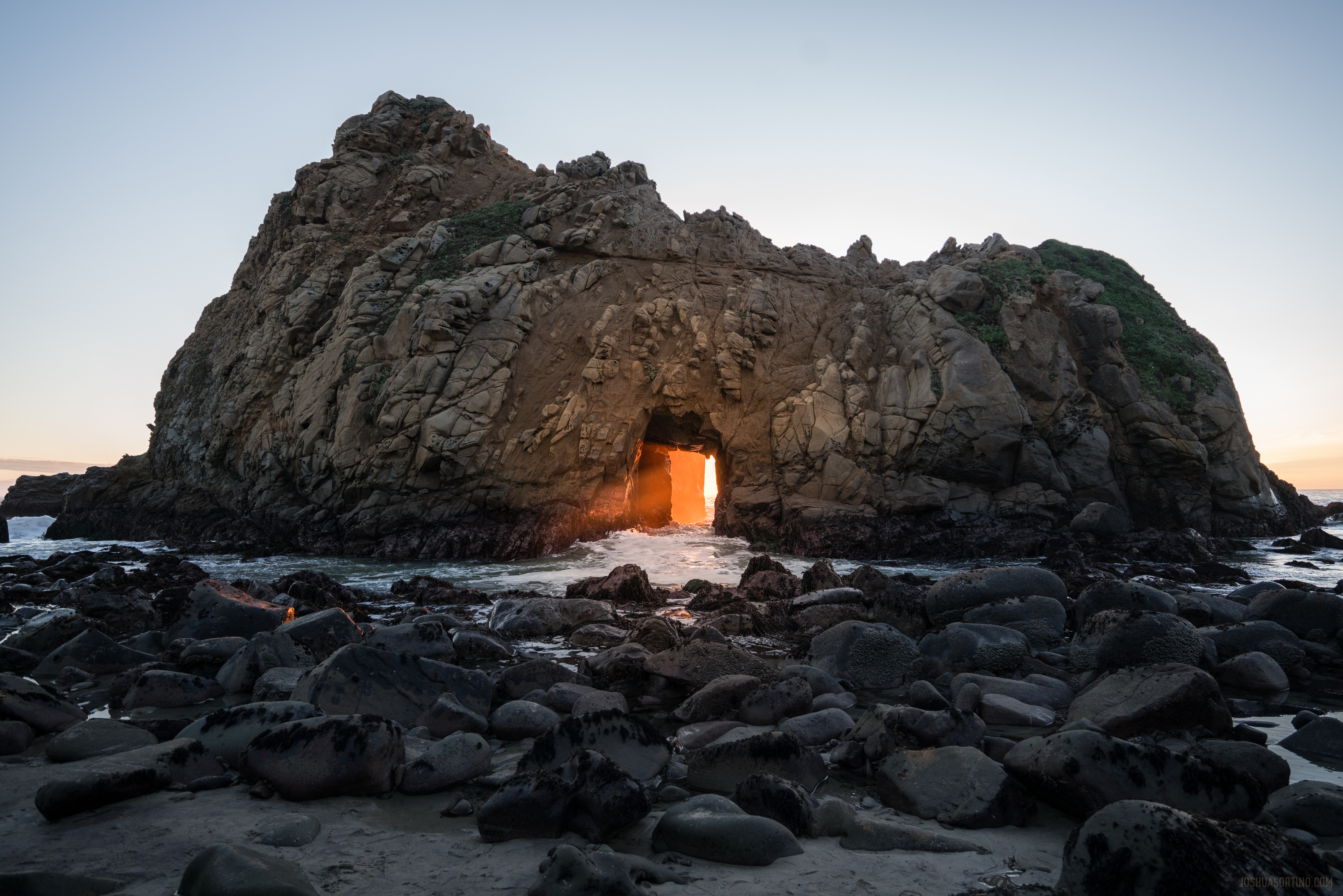 Big Sur USA Rock Formation California Sun Rays Sky Sea Rocks Sunset 7568x5048
